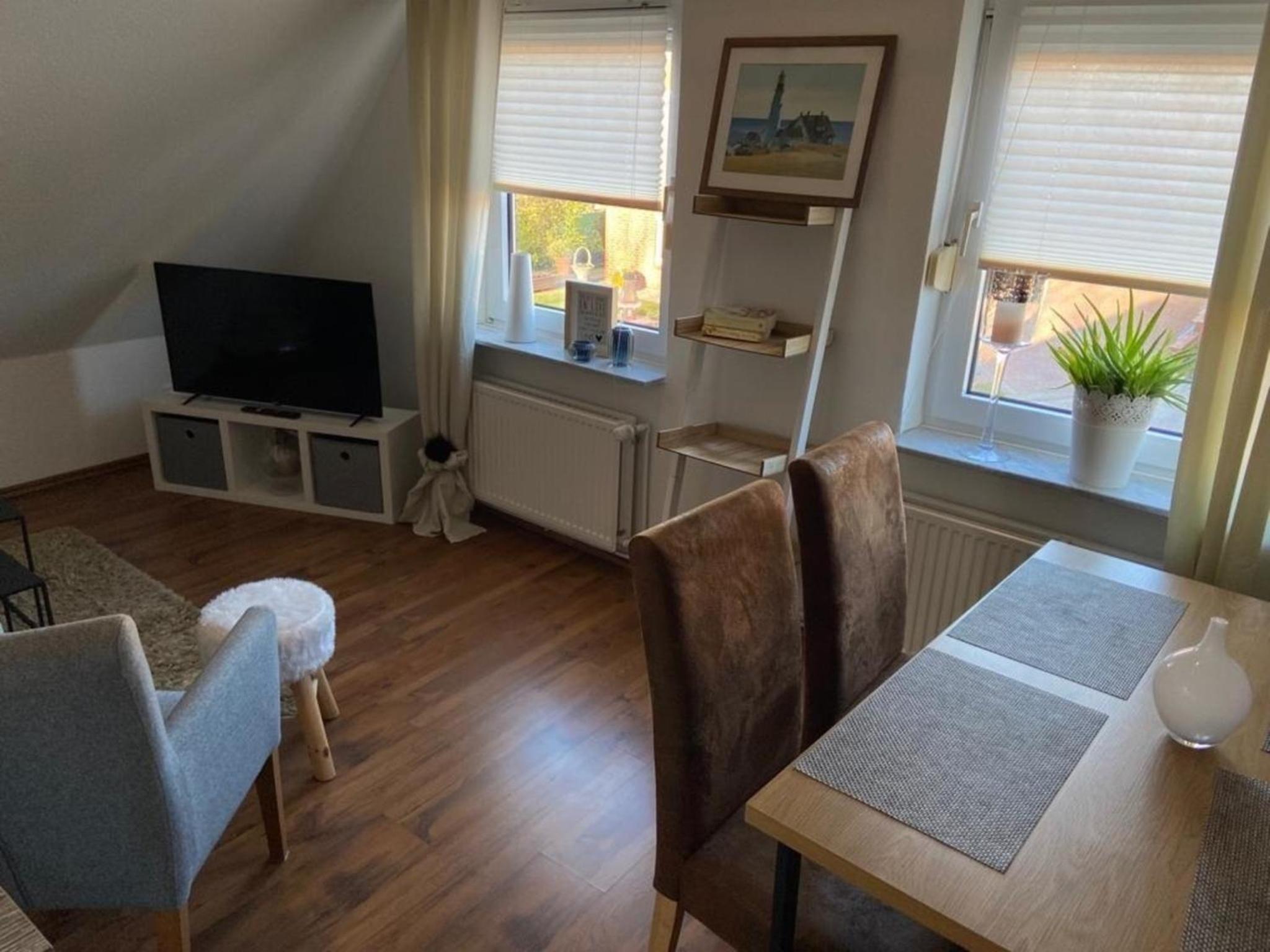 Nette Wohnung in Großheide mit Großem Whirlpool