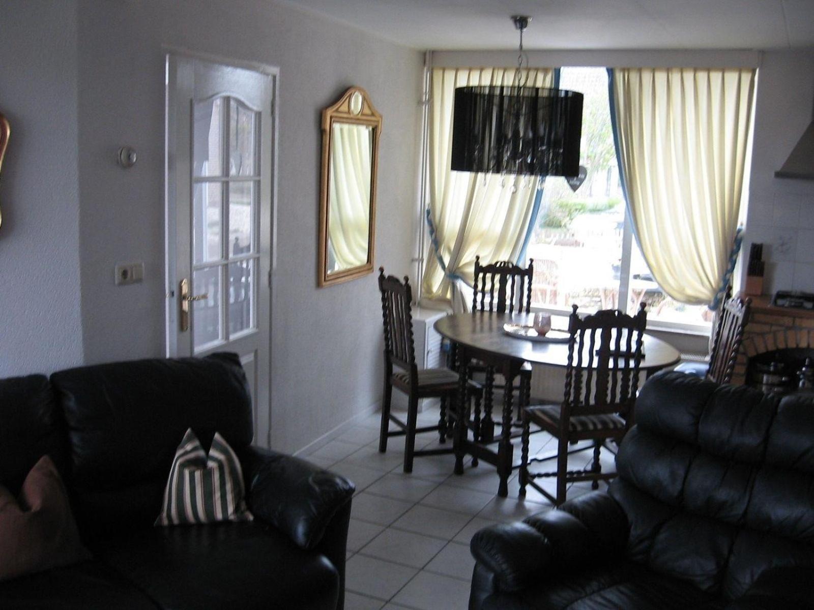 Schönes Ferienhaus am Meer view 5