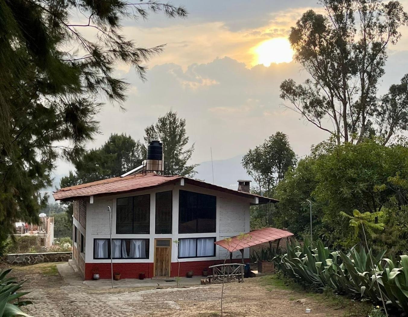 Linda Vista 3