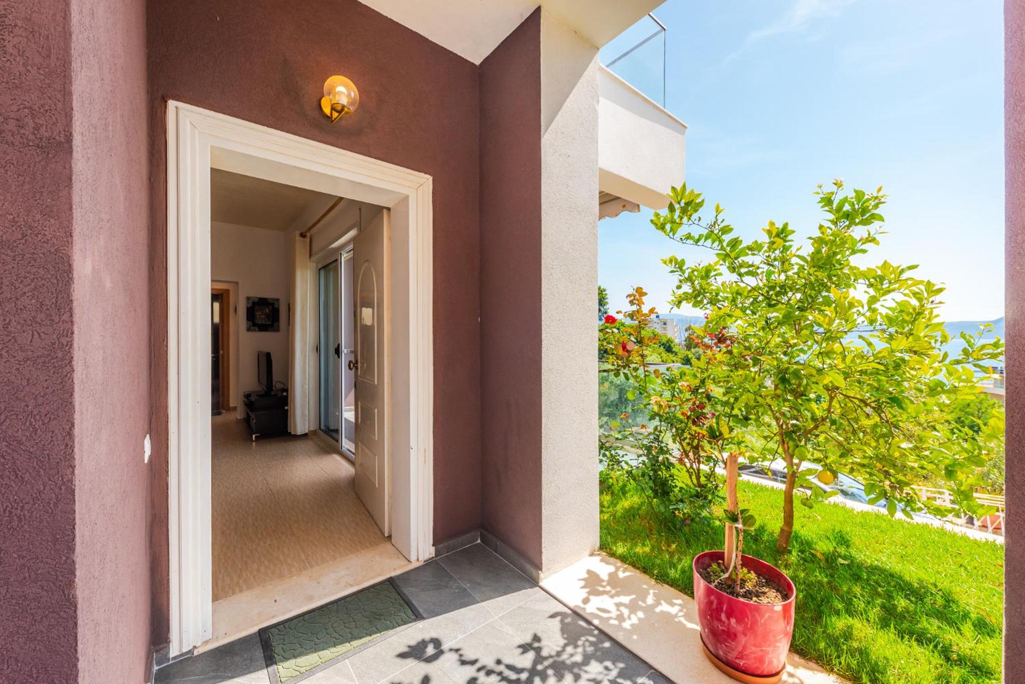 Casa Mare by PikHost