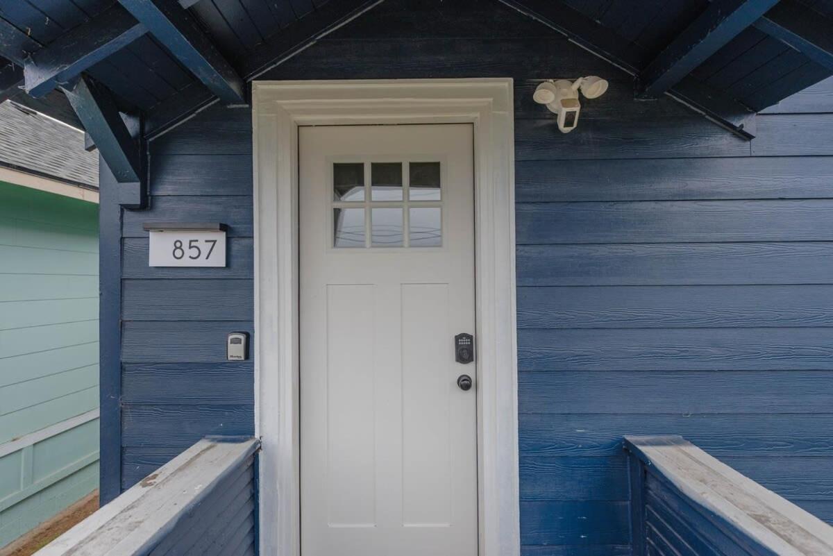 #StayInMyDistrict Coos Bay Indigo Cottage