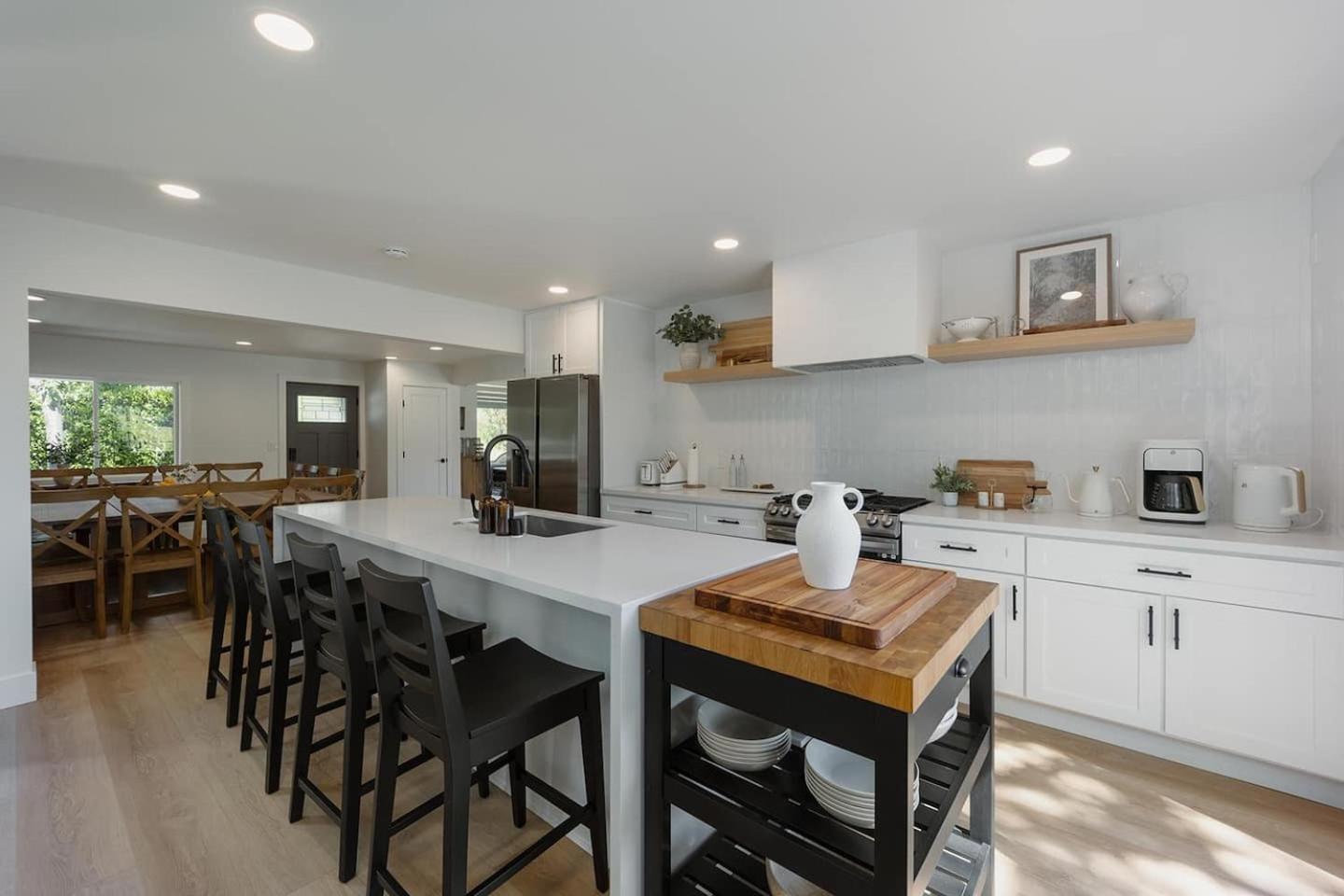 Lakefront Cottage at Lakewood