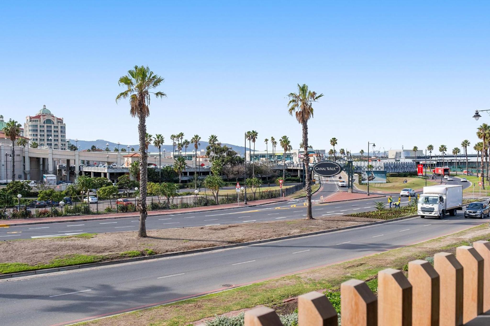 Nine Palms 325A by Host Agents view 2