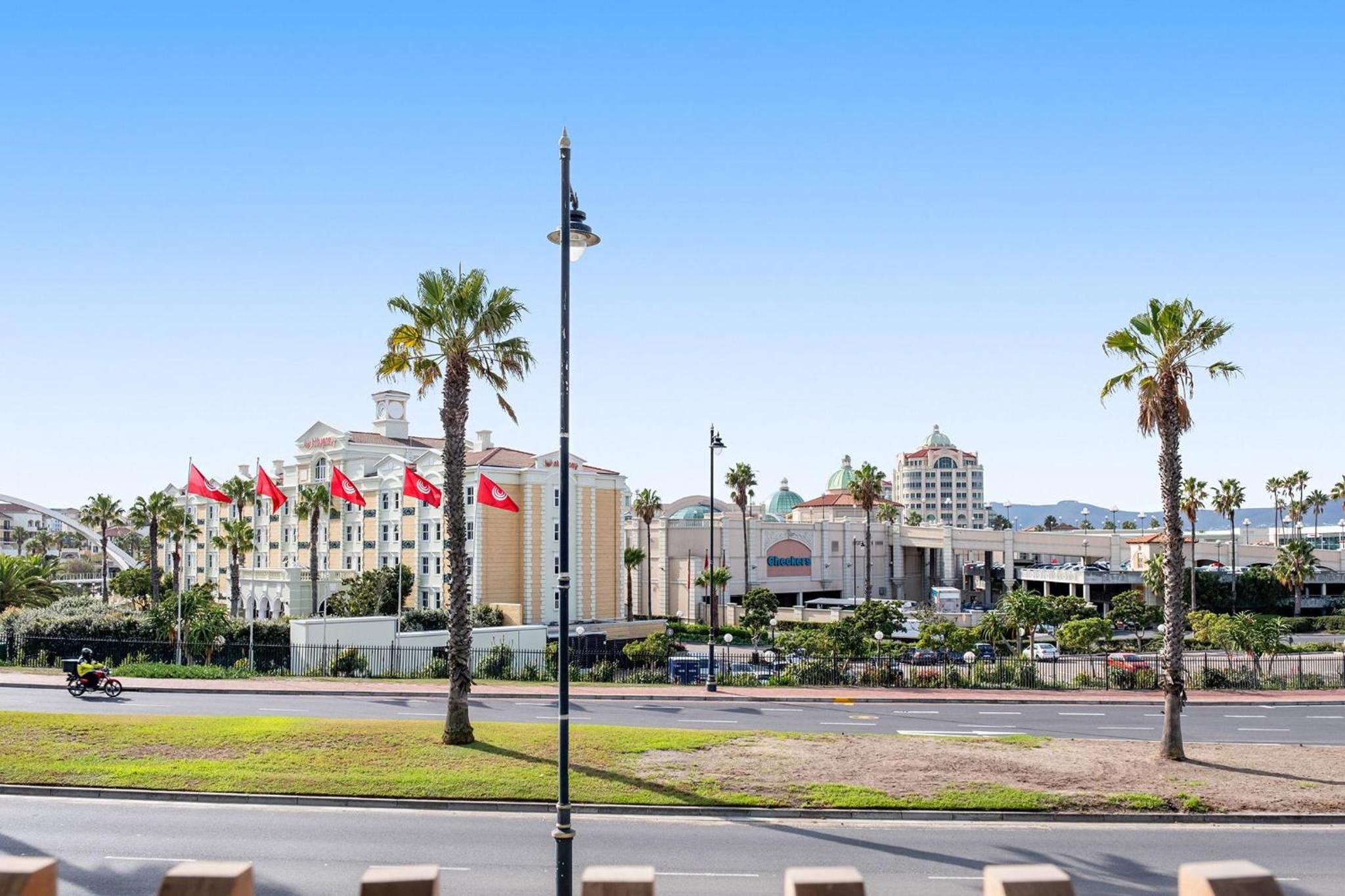 Nine Palms 325A by Host Agents view 3