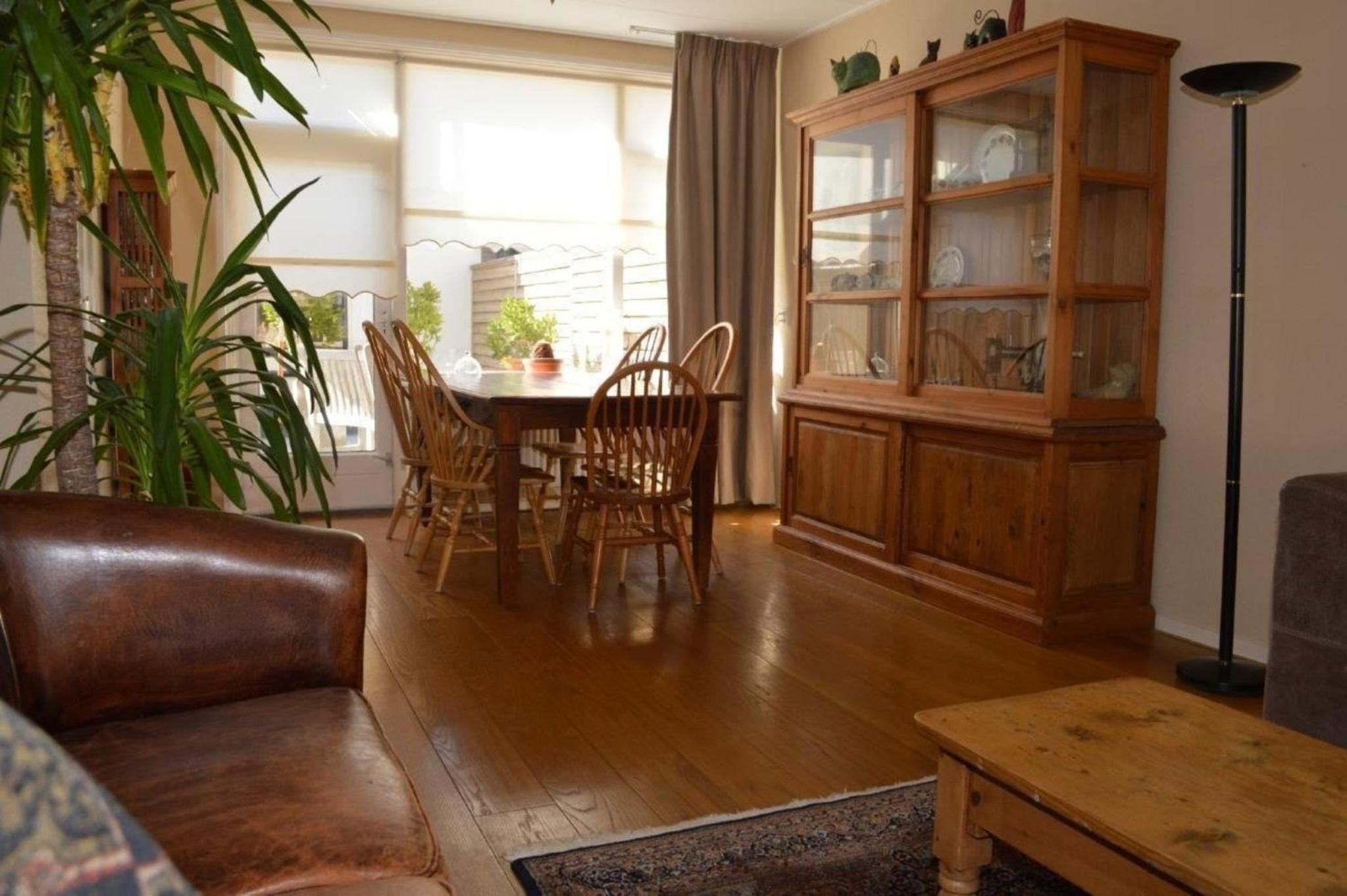 Ferienhaus in Katwijk Aan Zee mit Grill und Terrasse