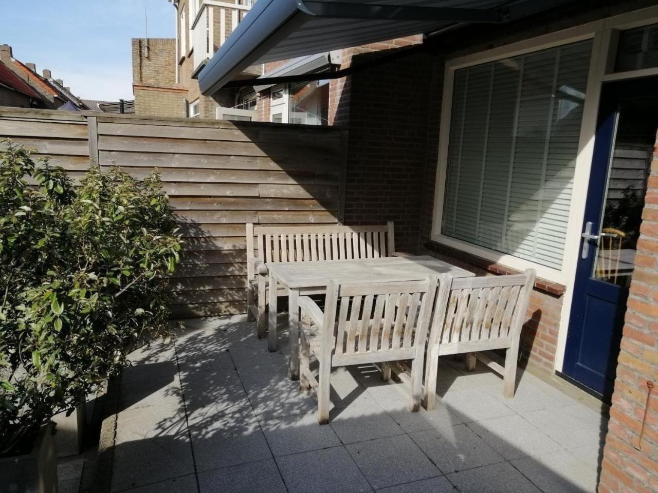 Ferienhaus in Katwijk Aan Zee mit Grill und Terrasse