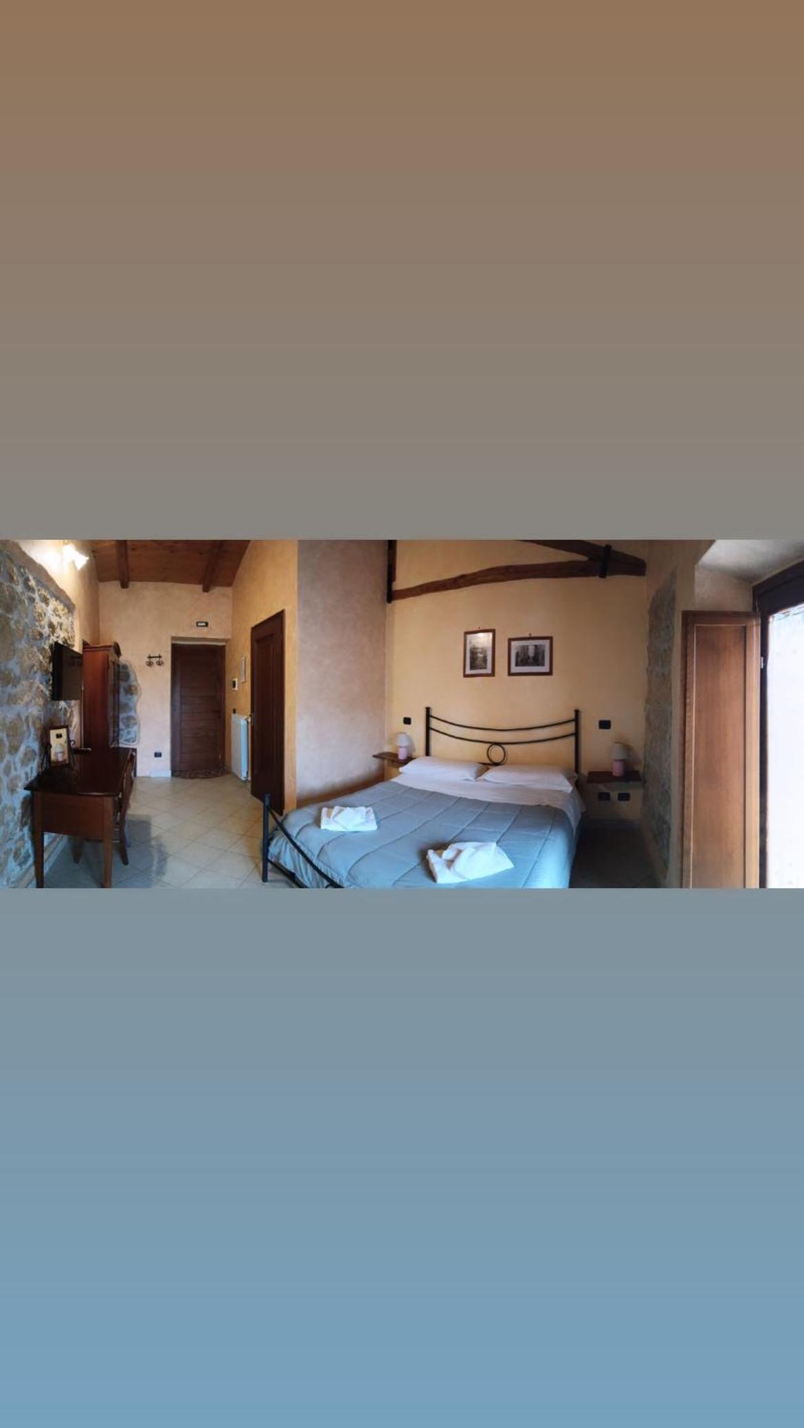 La fattoria di Carlotta view 2