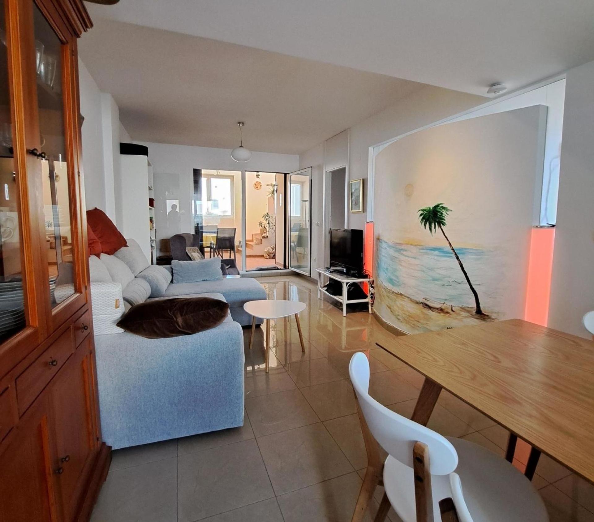Schönes Appartement mit Grill, Pool und Terrasse