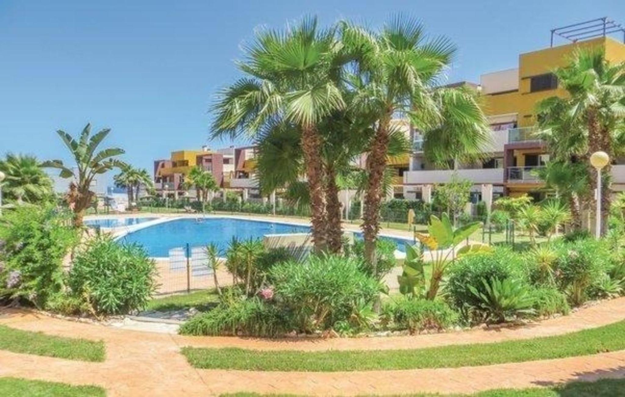 Schönes Appartement mit Grill, Pool und Terrasse