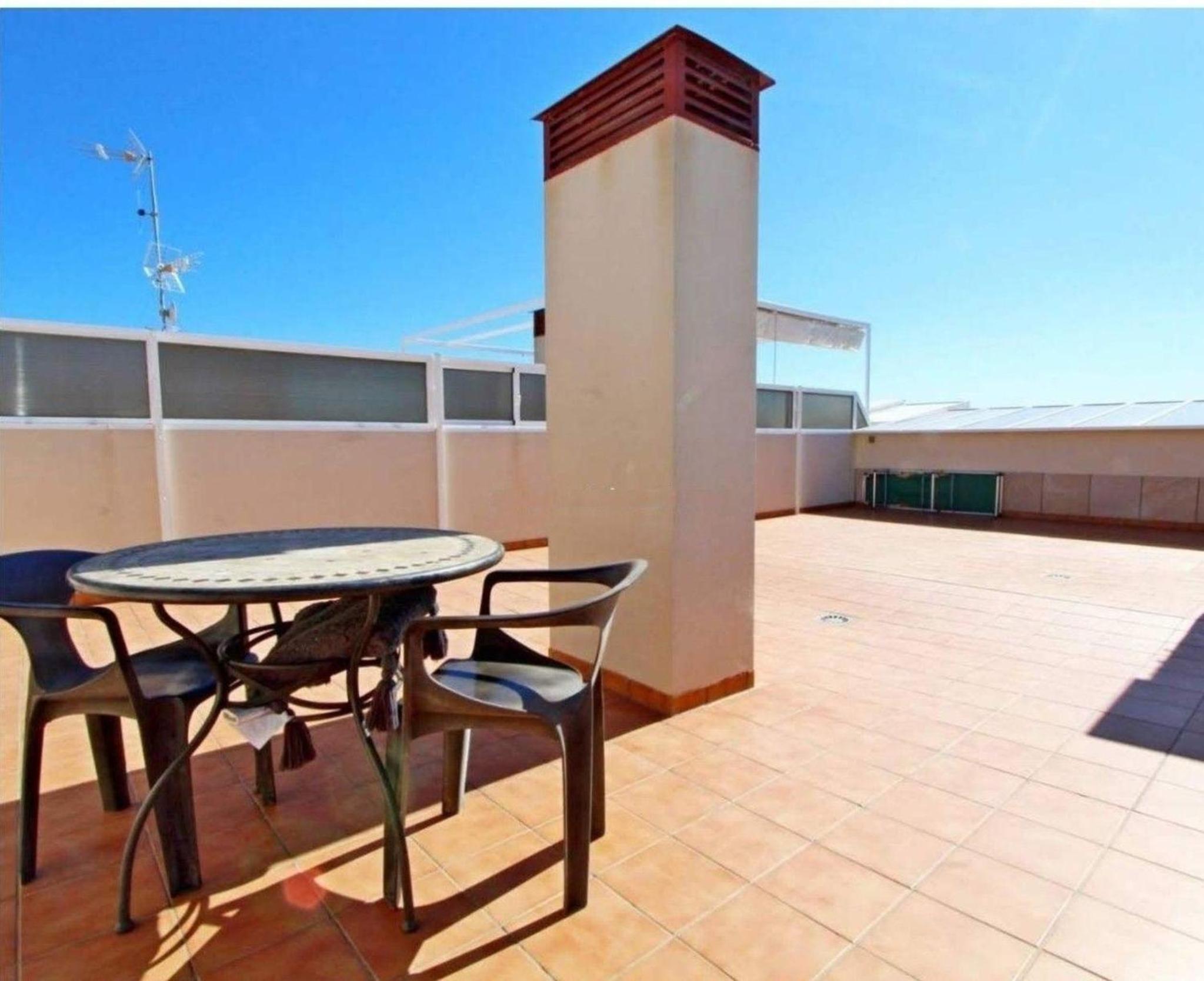 Schönes Appartement mit Grill, Pool und Terrasse