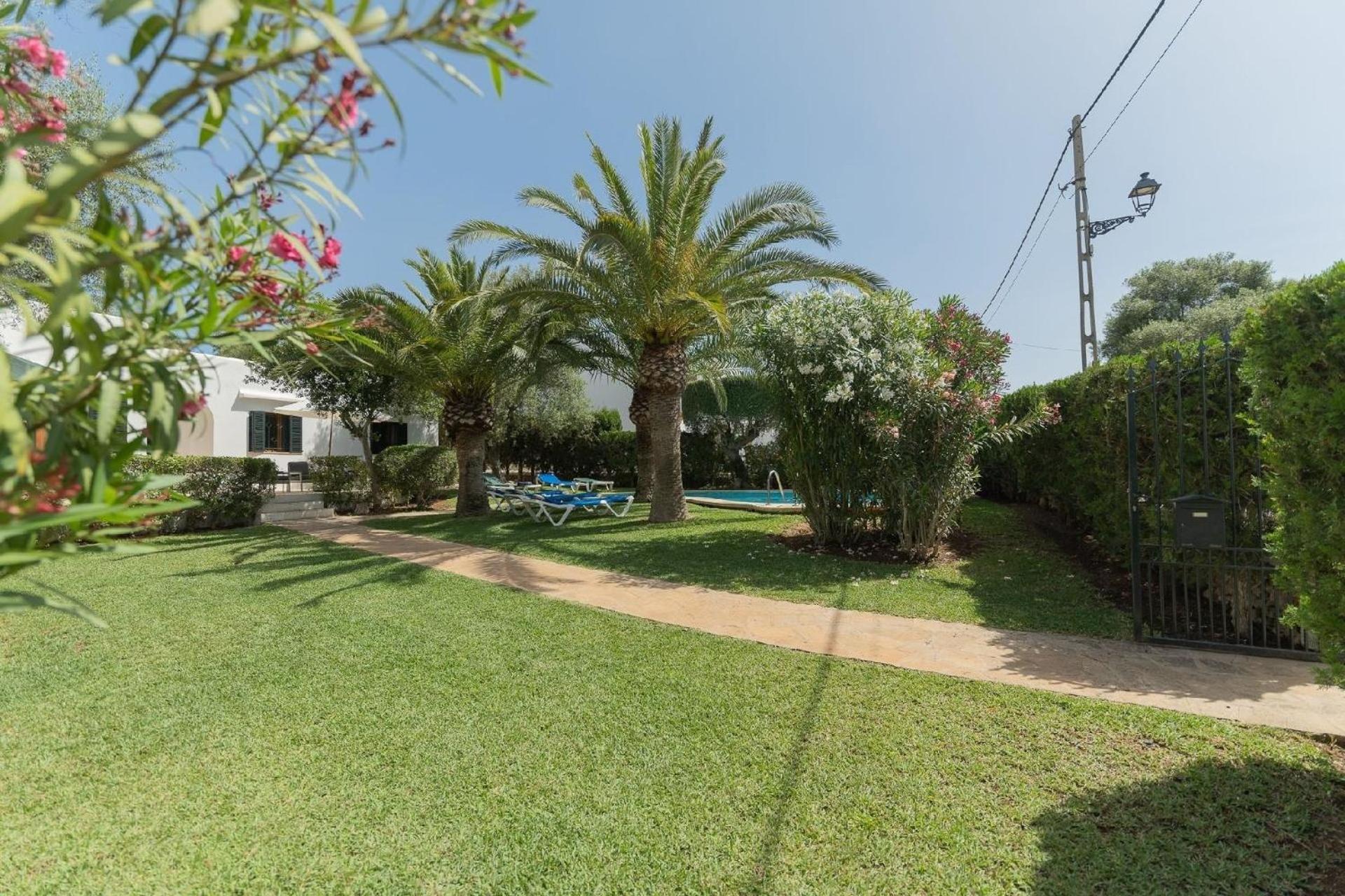 Villa mit privatem Pool, strandnah