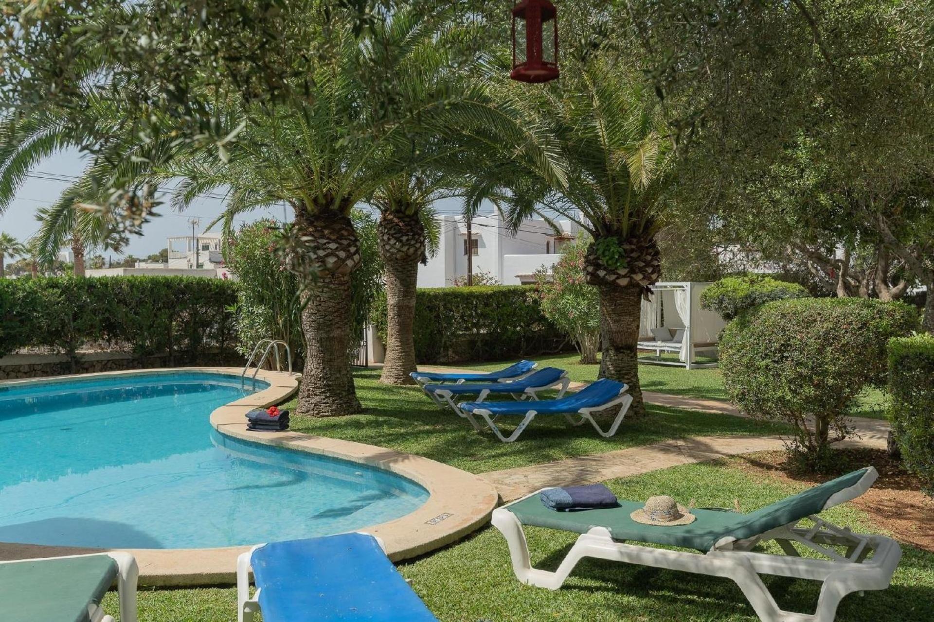 Villa mit privatem Pool, strandnah