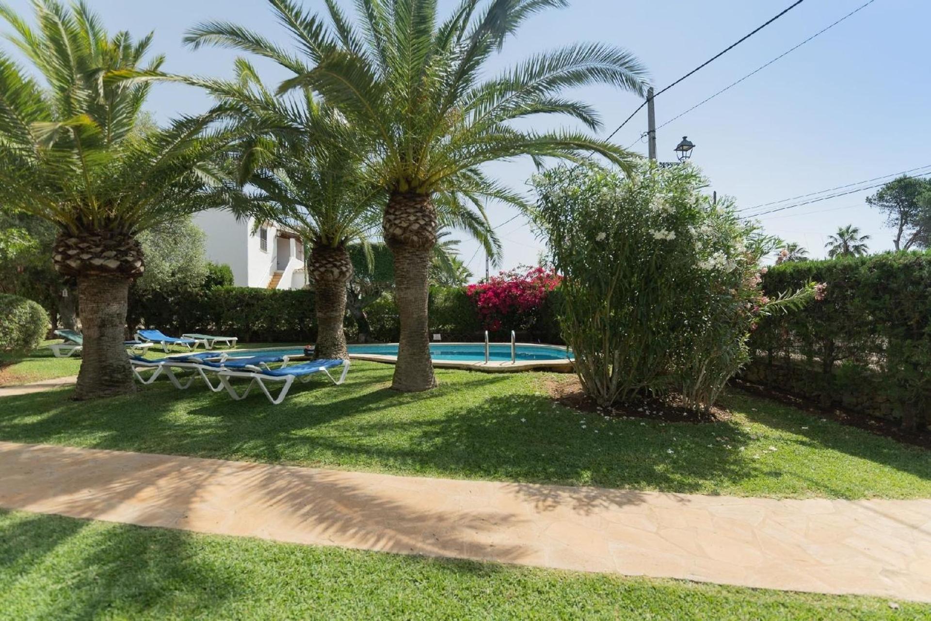 Villa mit privatem Pool, strandnah