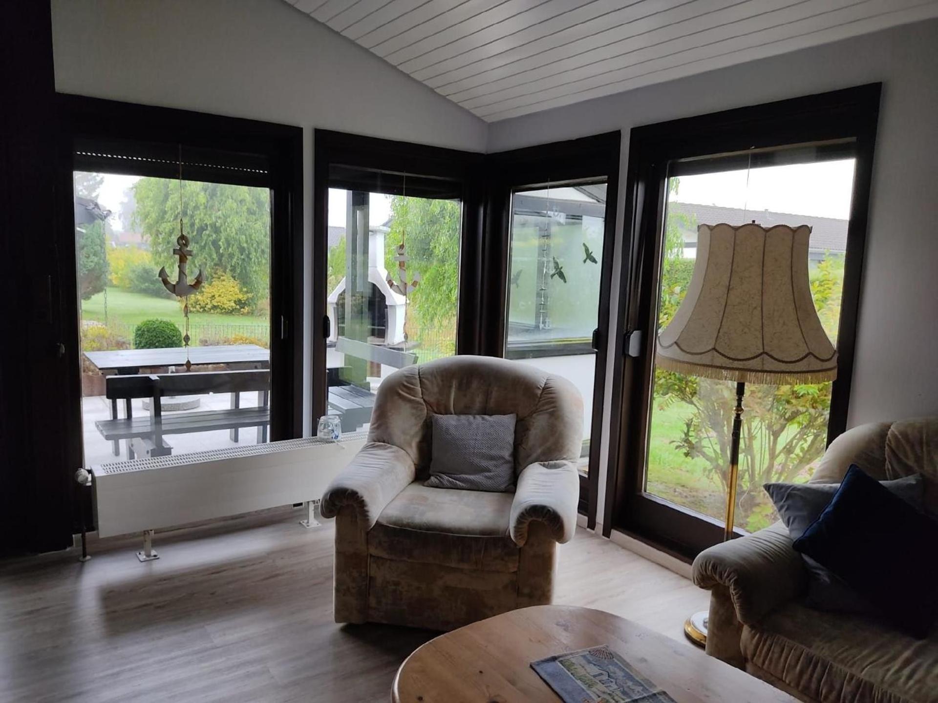 Schönes Familien und Hunde-freundliches Ferienhaus in Strandnähe, sehr ruhige zentrale Lage