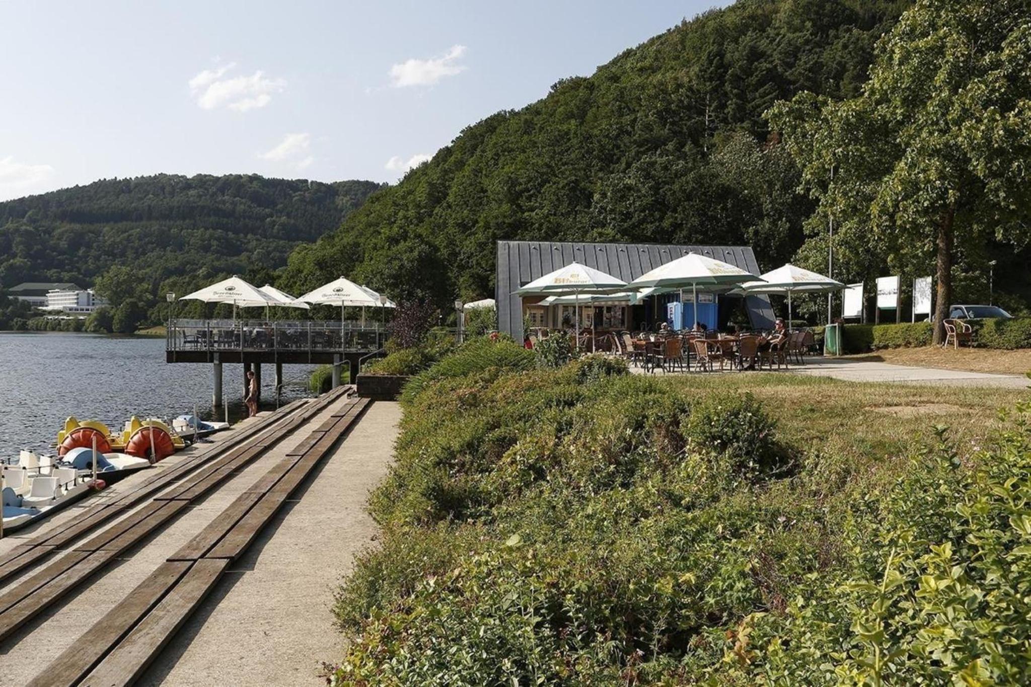 Ferienhaus mit Garten im Naturpark Südeifel