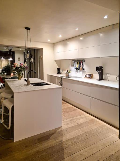 Appartement met groot terras