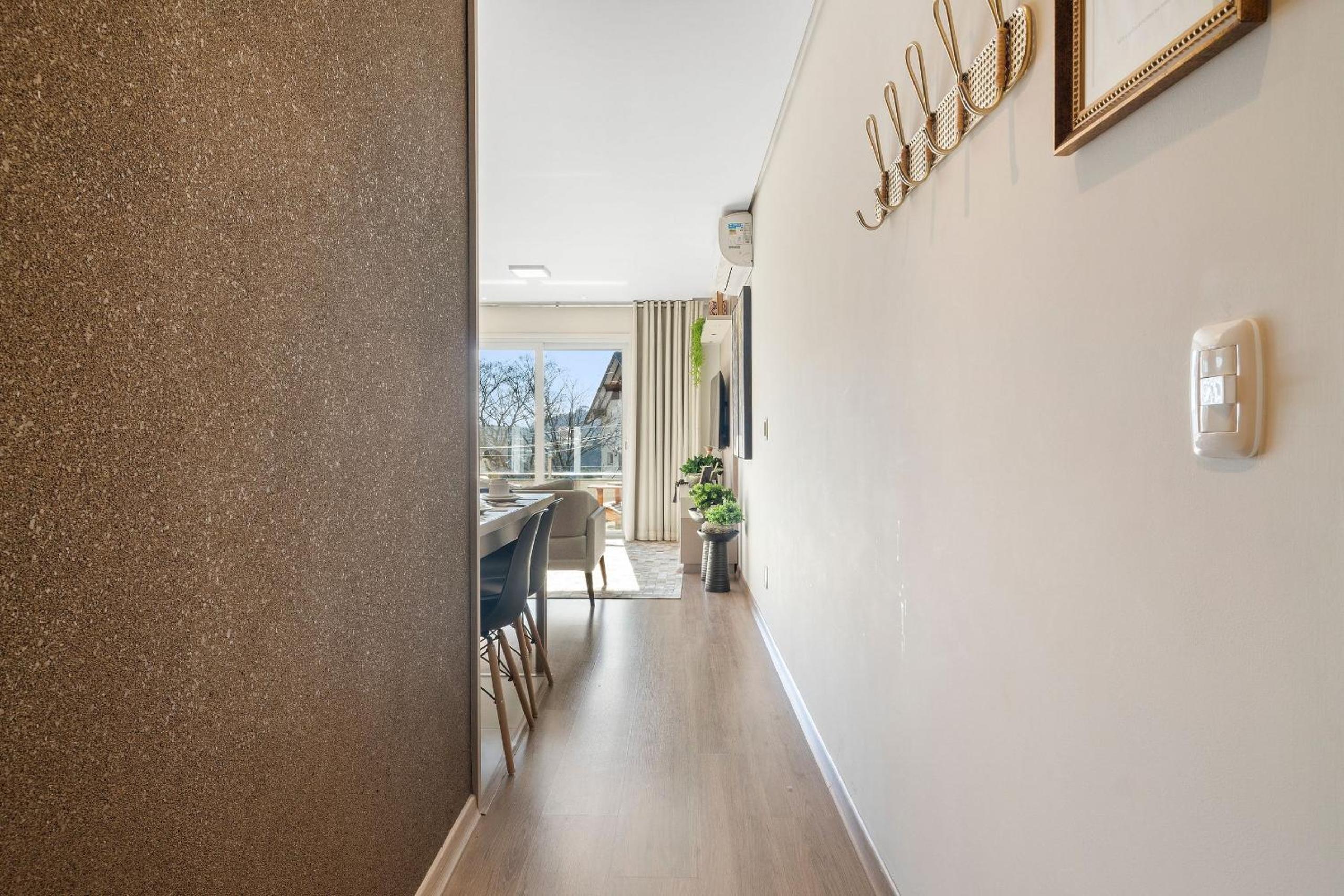 600 metros, Rua Coberta Centro Loft Gramado 202