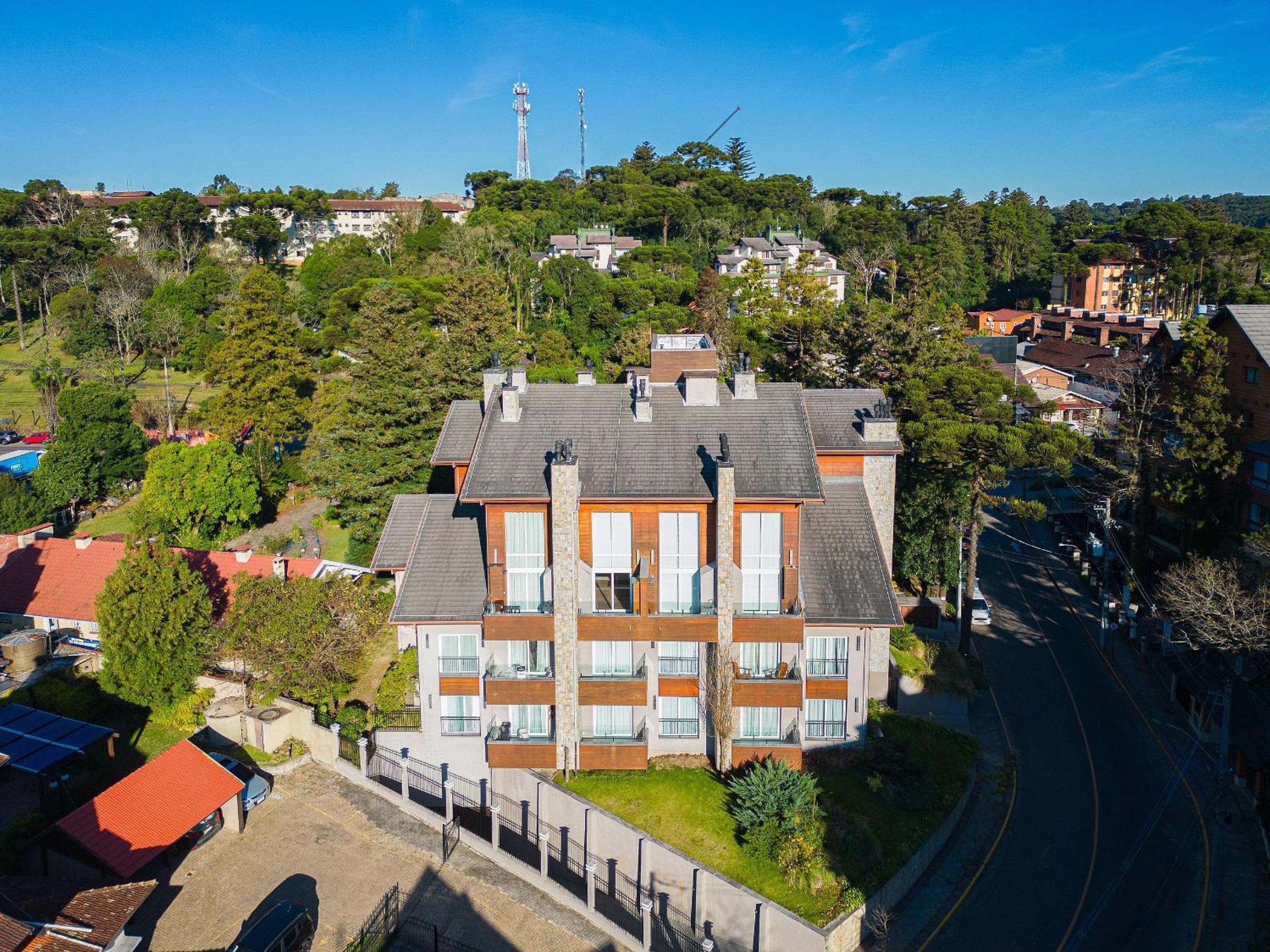 600 metros, Rua Coberta Centro Loft Gramado 202
