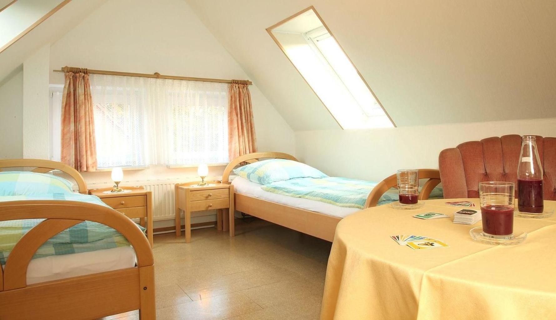 Komfortable Ferienwohnung Mit Großem Balkon