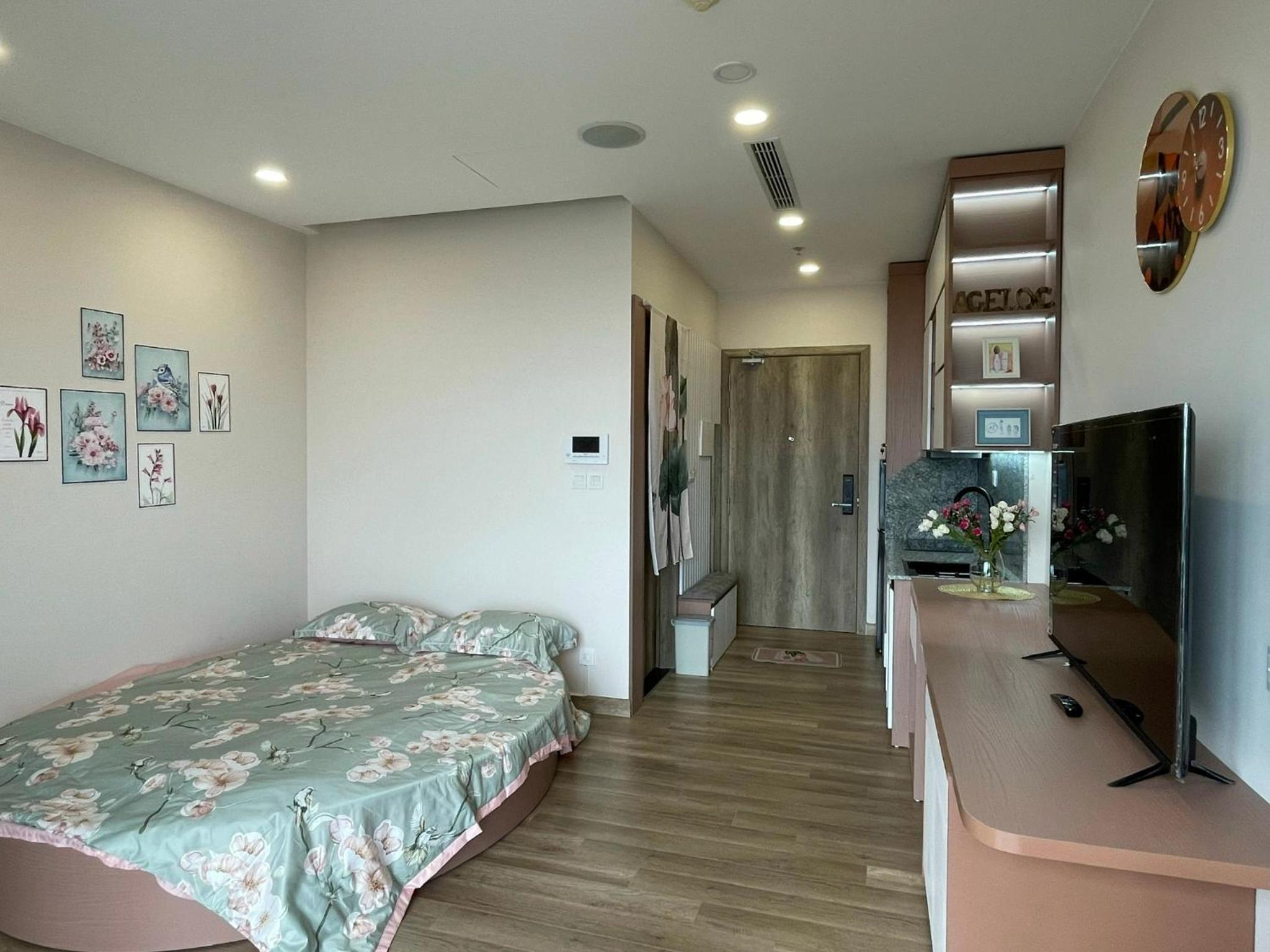 Pink Homestay view 5