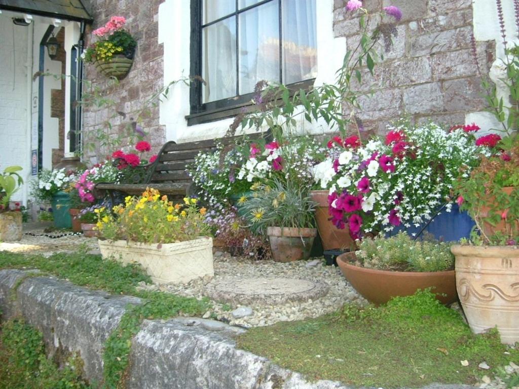 Ashleigh House