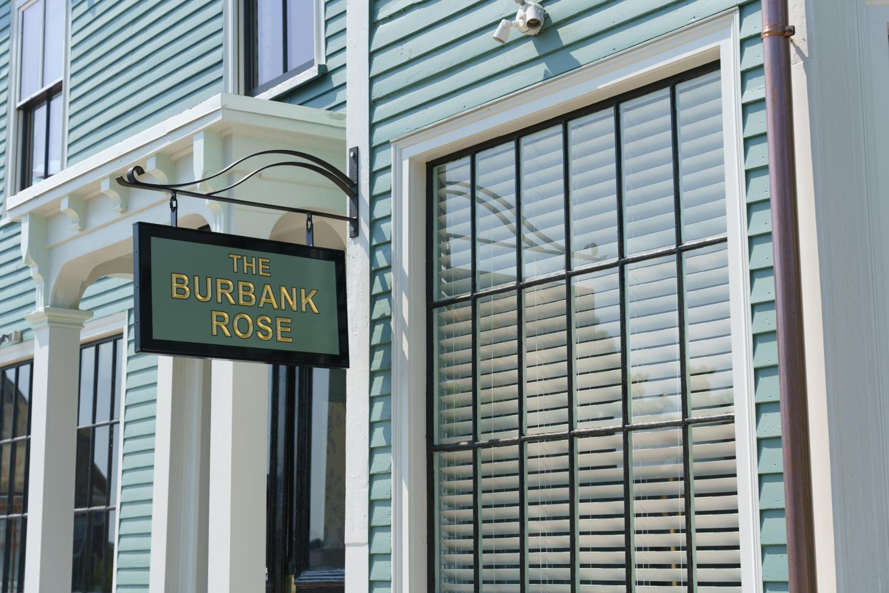 The Burbank Rose Inn view 5