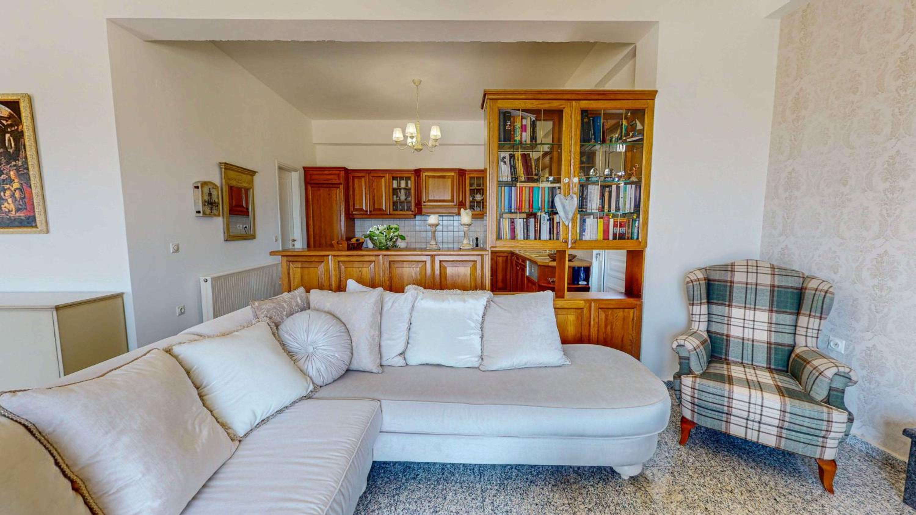 Villa Manetti with Private Pool and Garden by Hospi Living