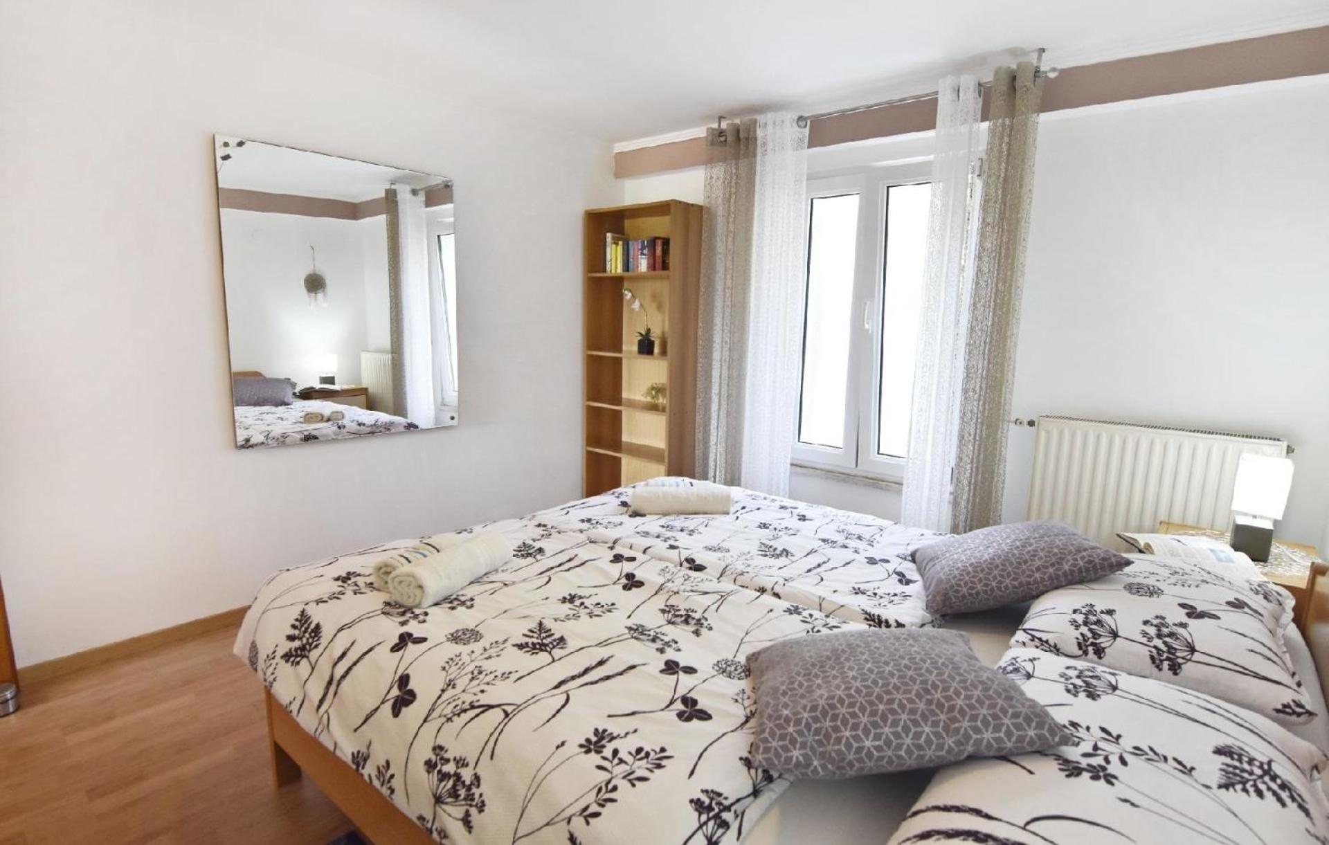 Große Wohnung in Umag mit Großem Garten und Meerblick view 4