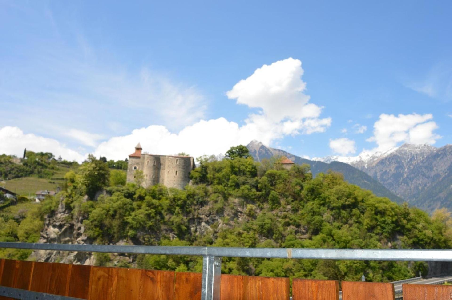 Moderne Ferienwohnung Mit Balkon Und Pool view 5