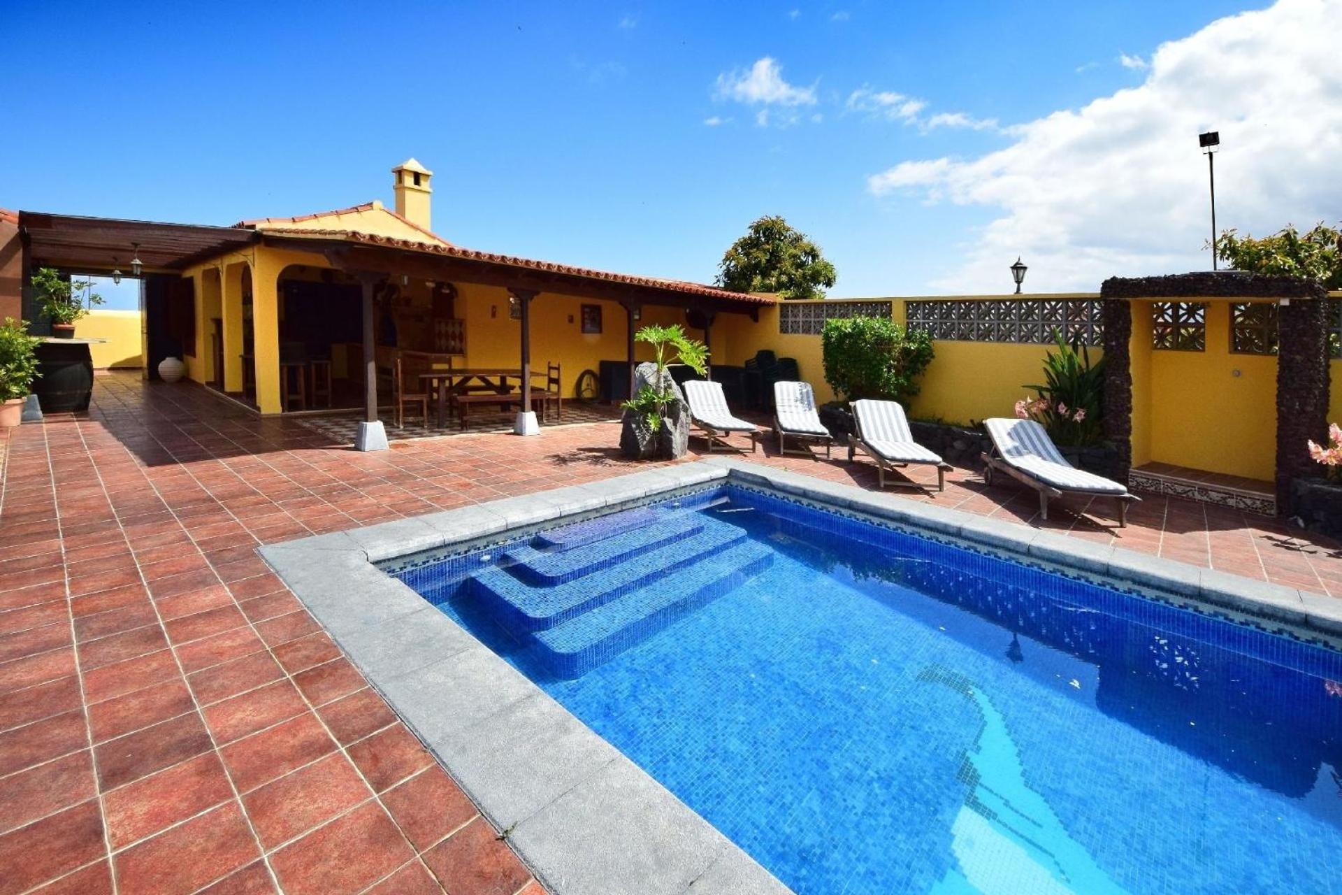 Haus Alina mit beheizbarem privatpool und barbecue