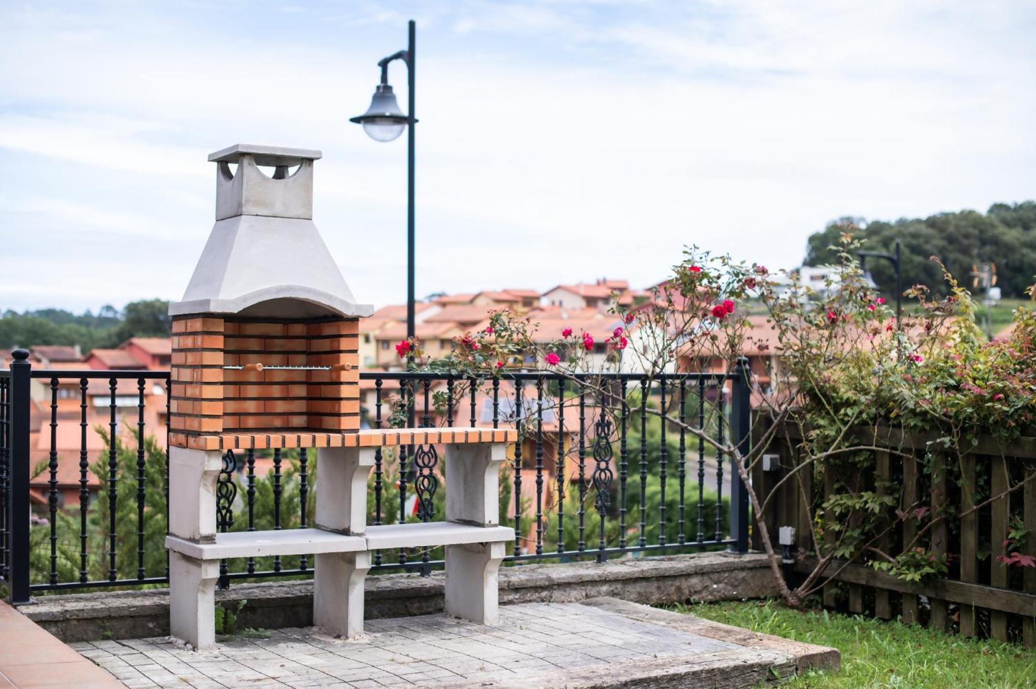 Villa Senda Llanes – Jardín, Terraza y Playa Cerca