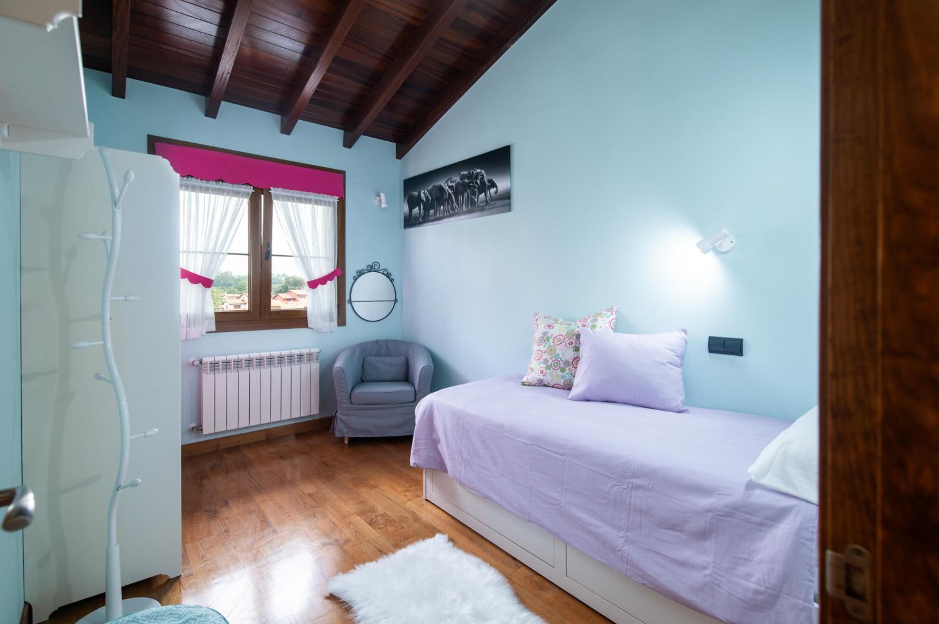 Villa Senda Llanes – Jardín, Terraza y Playa Cerca