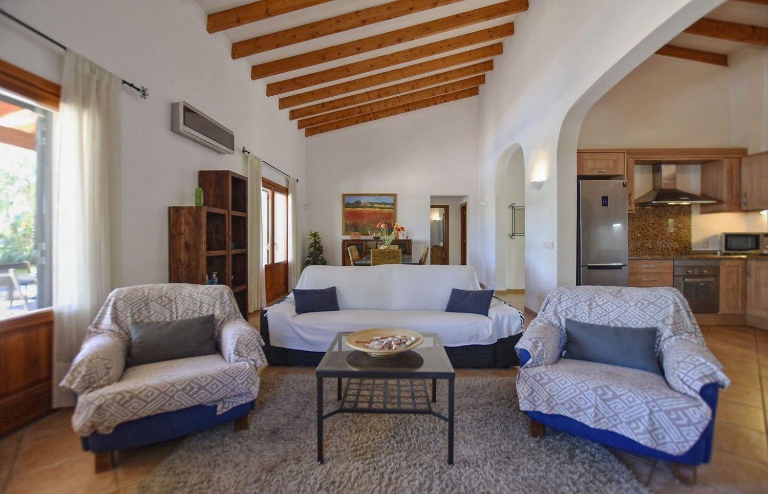 Moderne Villa mit privatem Pool in Crestatx