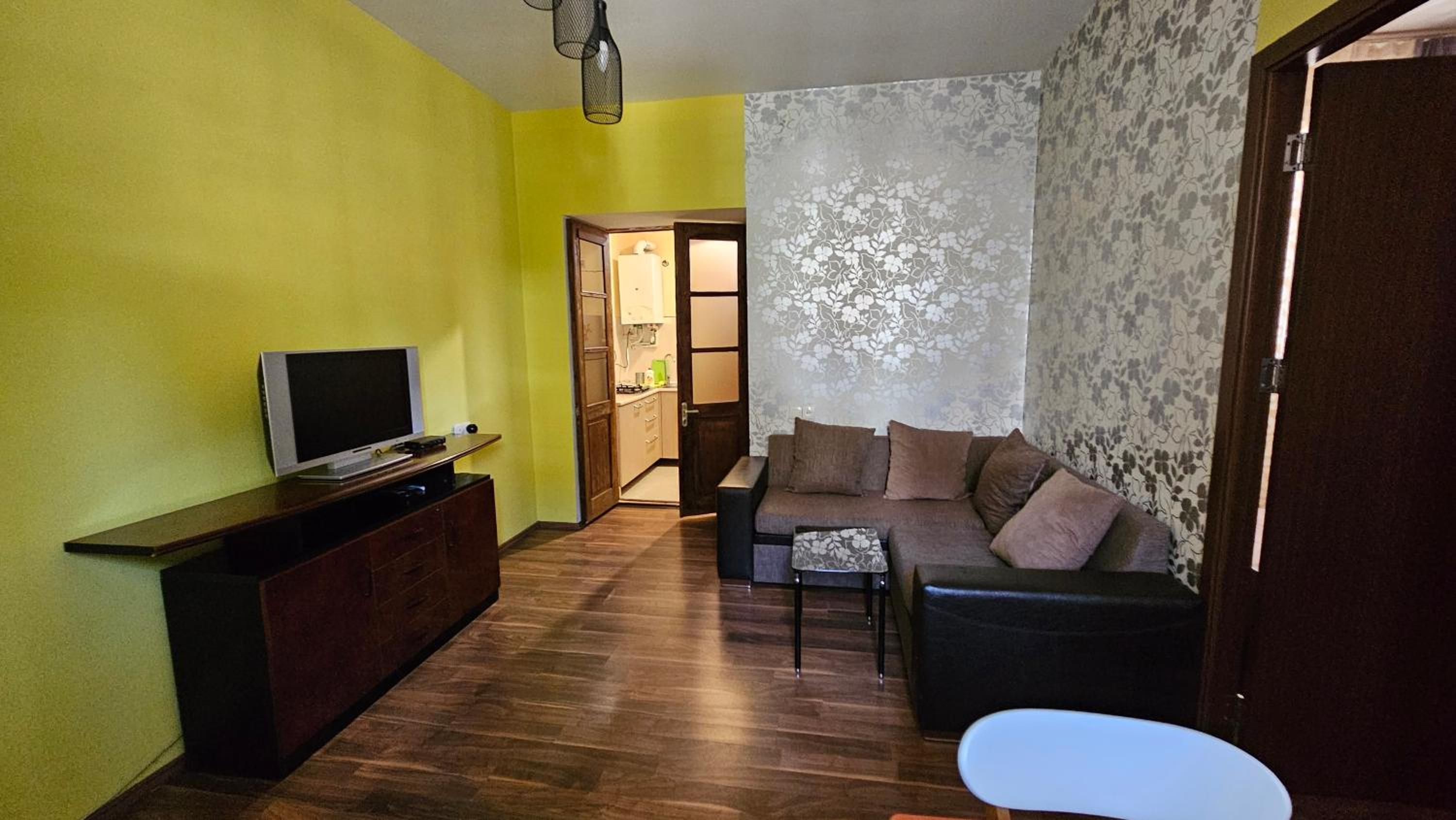 Danieli Apartment 35 view 5