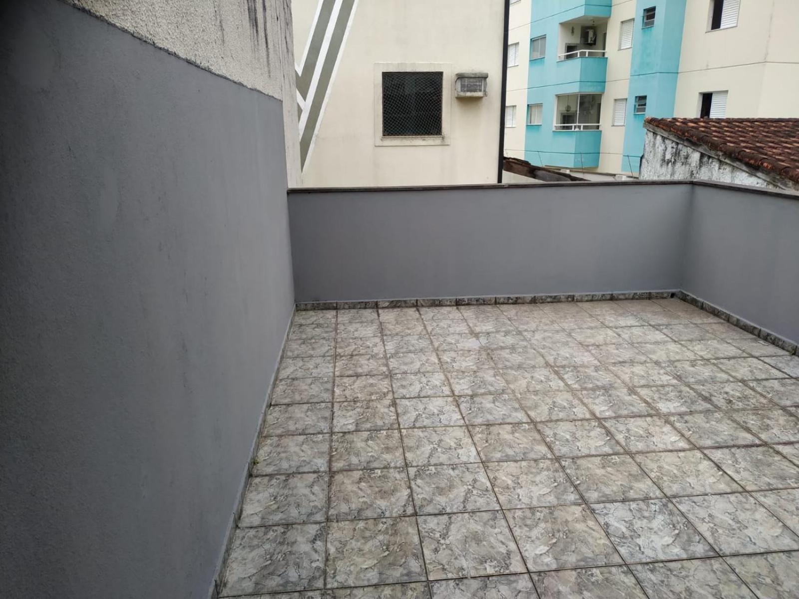 Casa confortável p 13 praia Itaguá Ubatuba