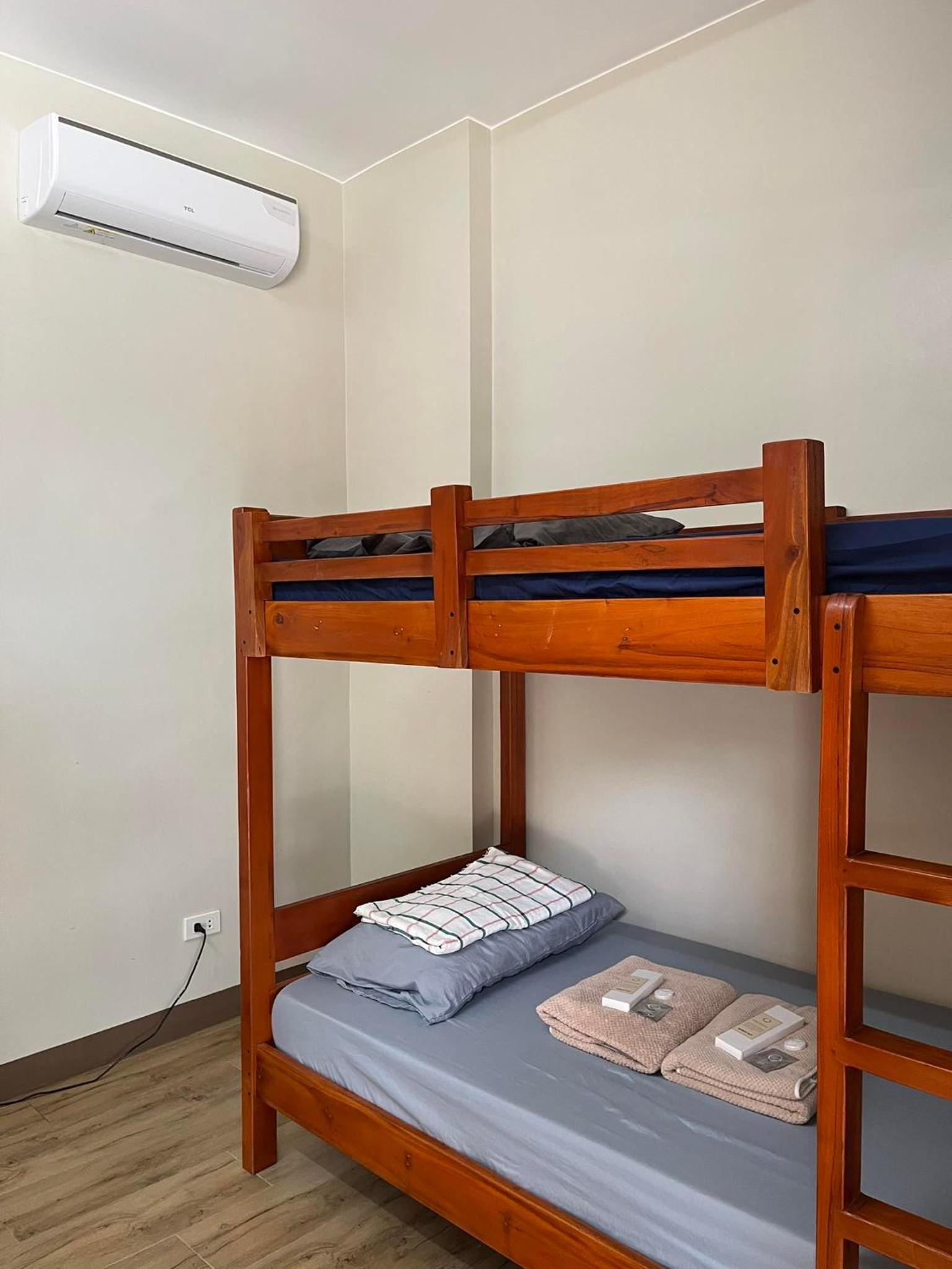 Riz Place Homestay - Bunk Bed x Air-conditioned