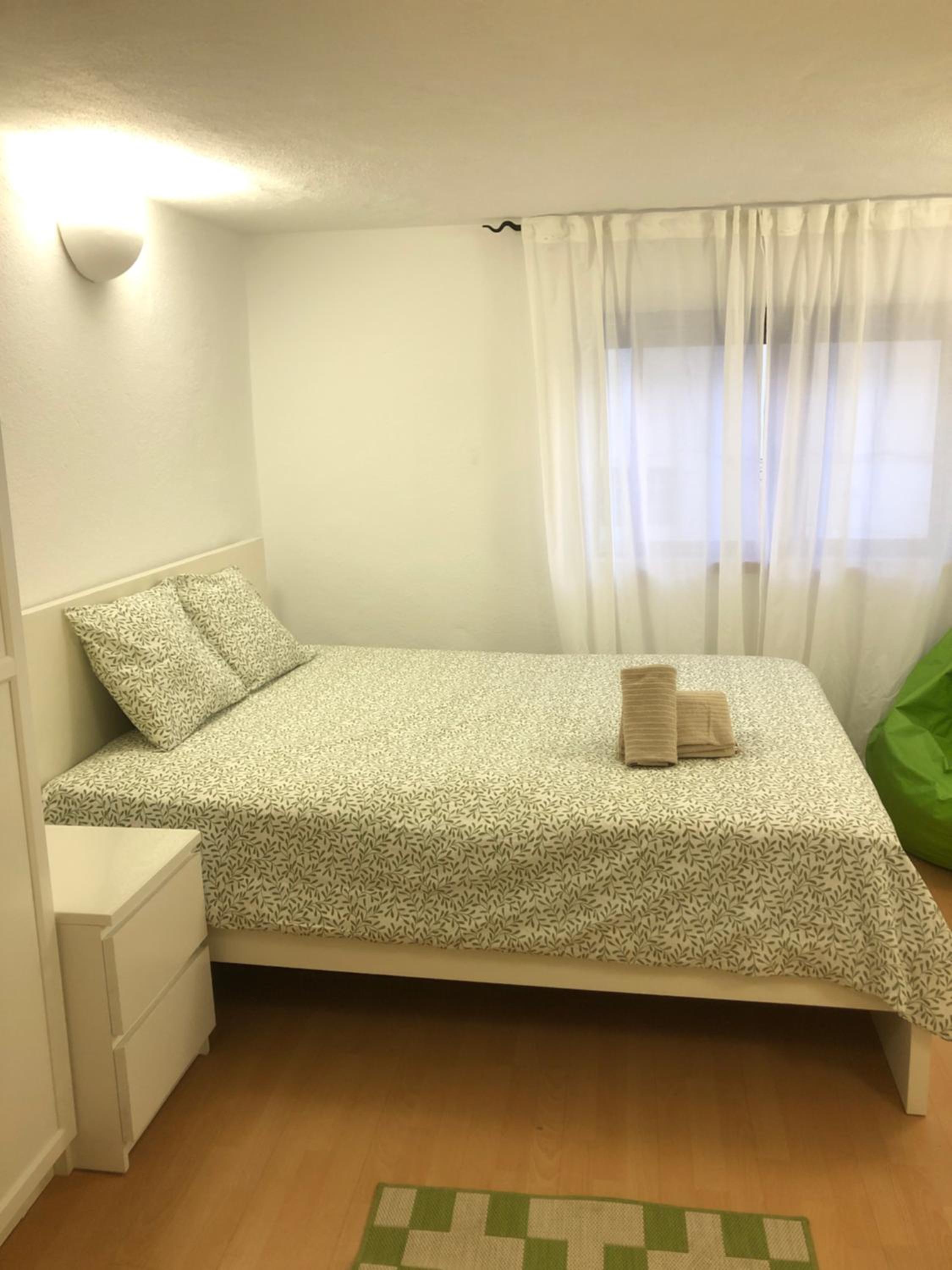 Urban Retreat Lisbon Apartment