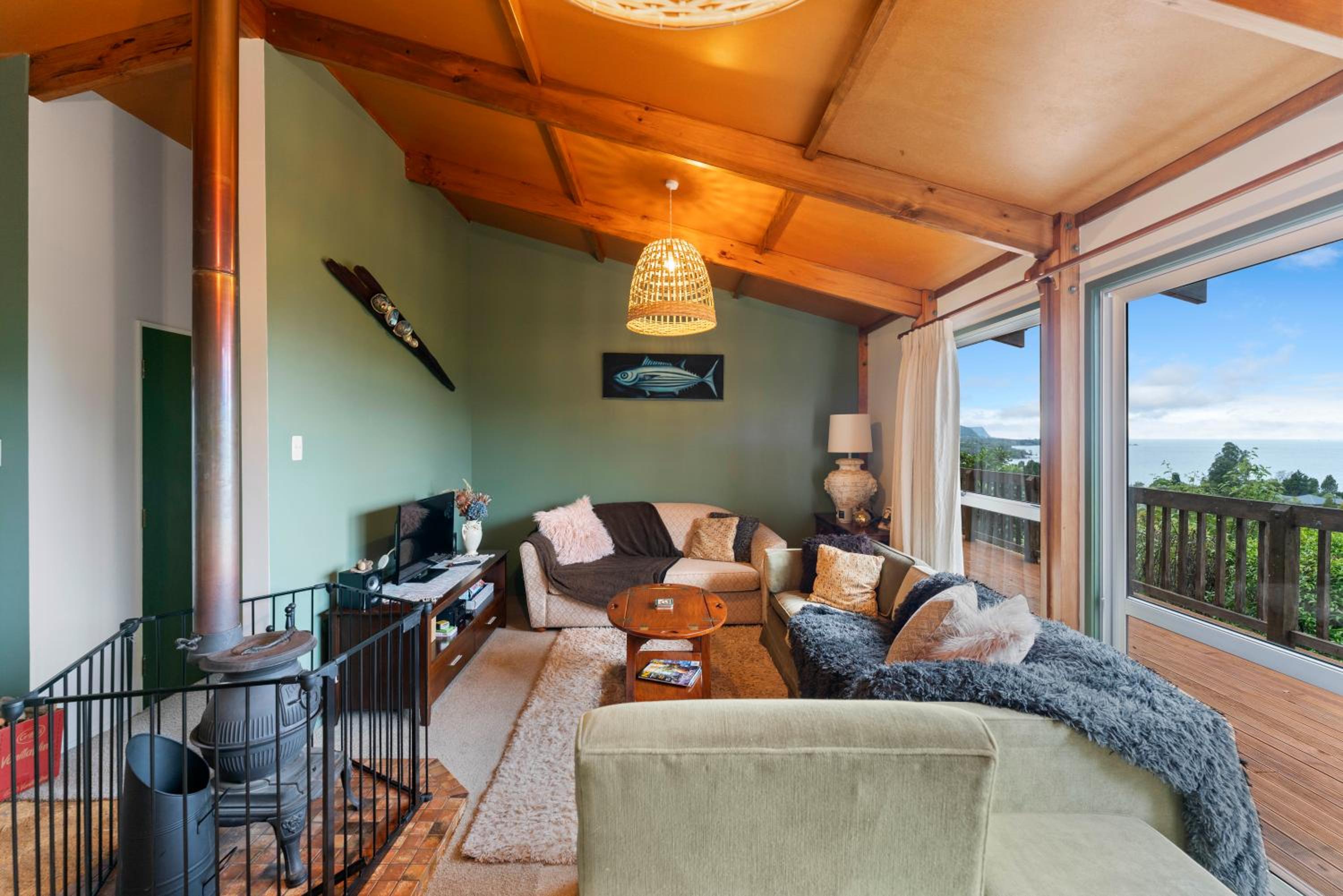 Hauraki Haven - Lake Taupo Holiday Home view 2
