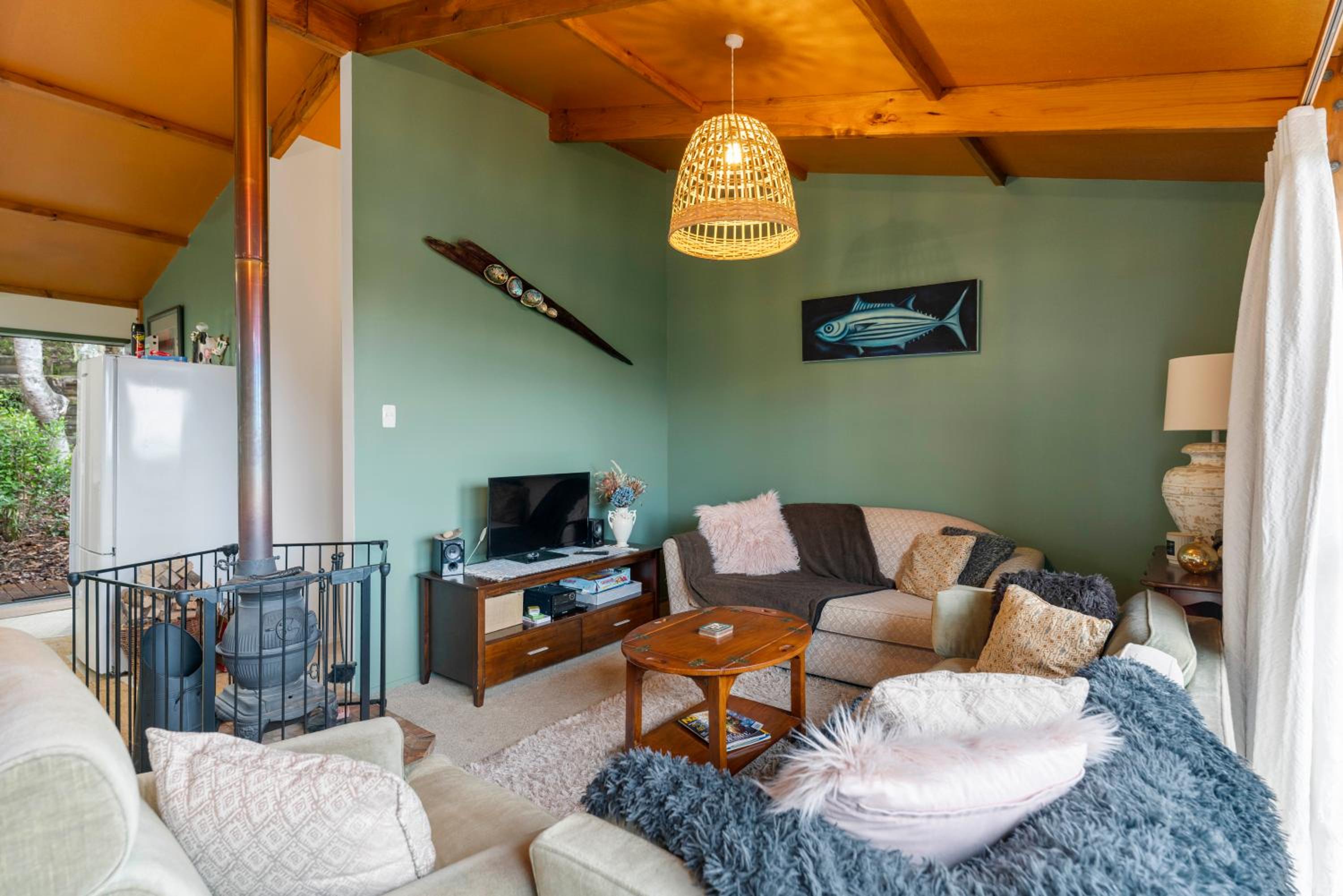 Hauraki Haven - Lake Taupo Holiday Home view 3