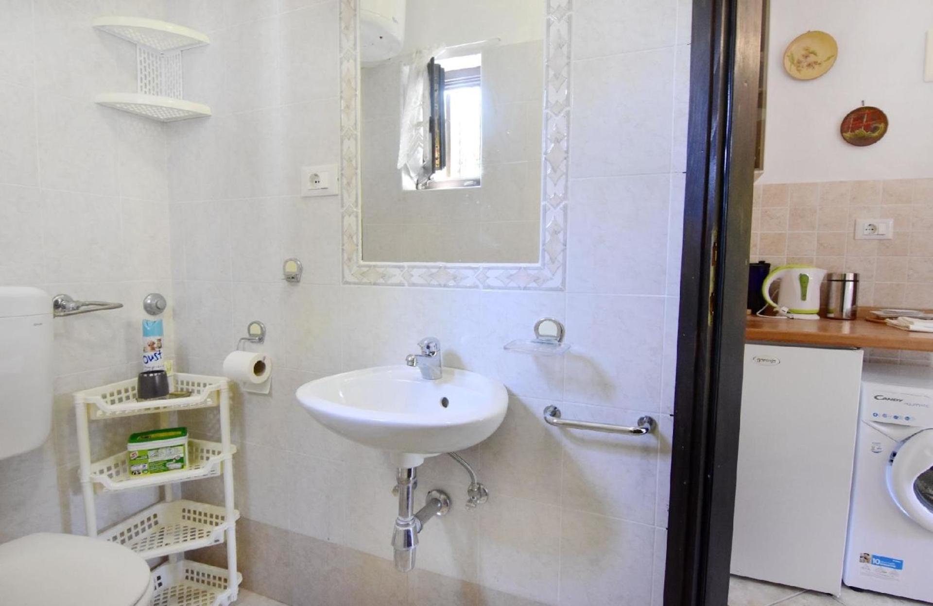 Studio-Apartment in der Nähe des Strandes Zambratija view 3