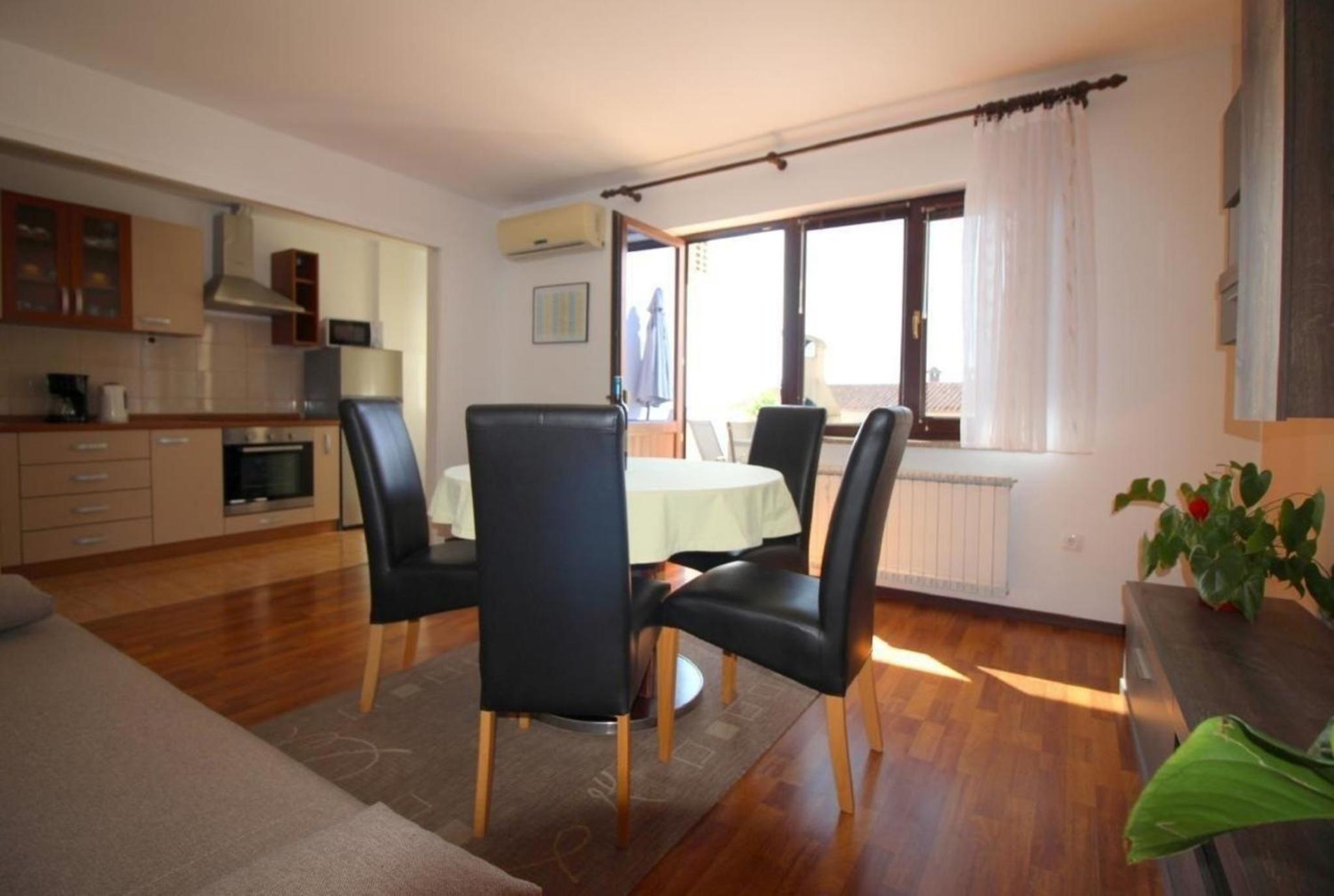 Ferienwohnung Milka mit schöner Grillterrasse view 4