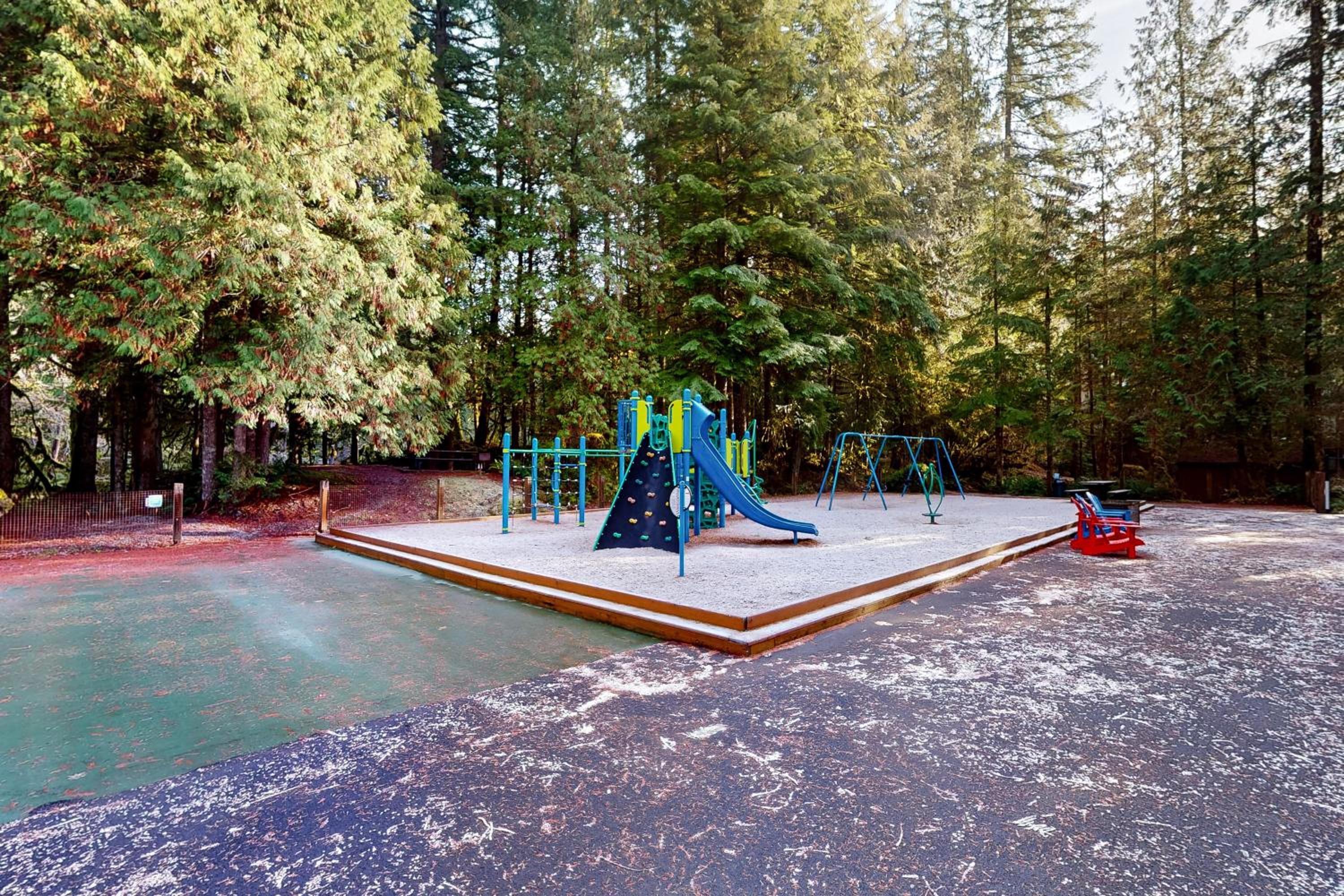 Indoor Pool and Game Room Access! Deming Mtn Escape