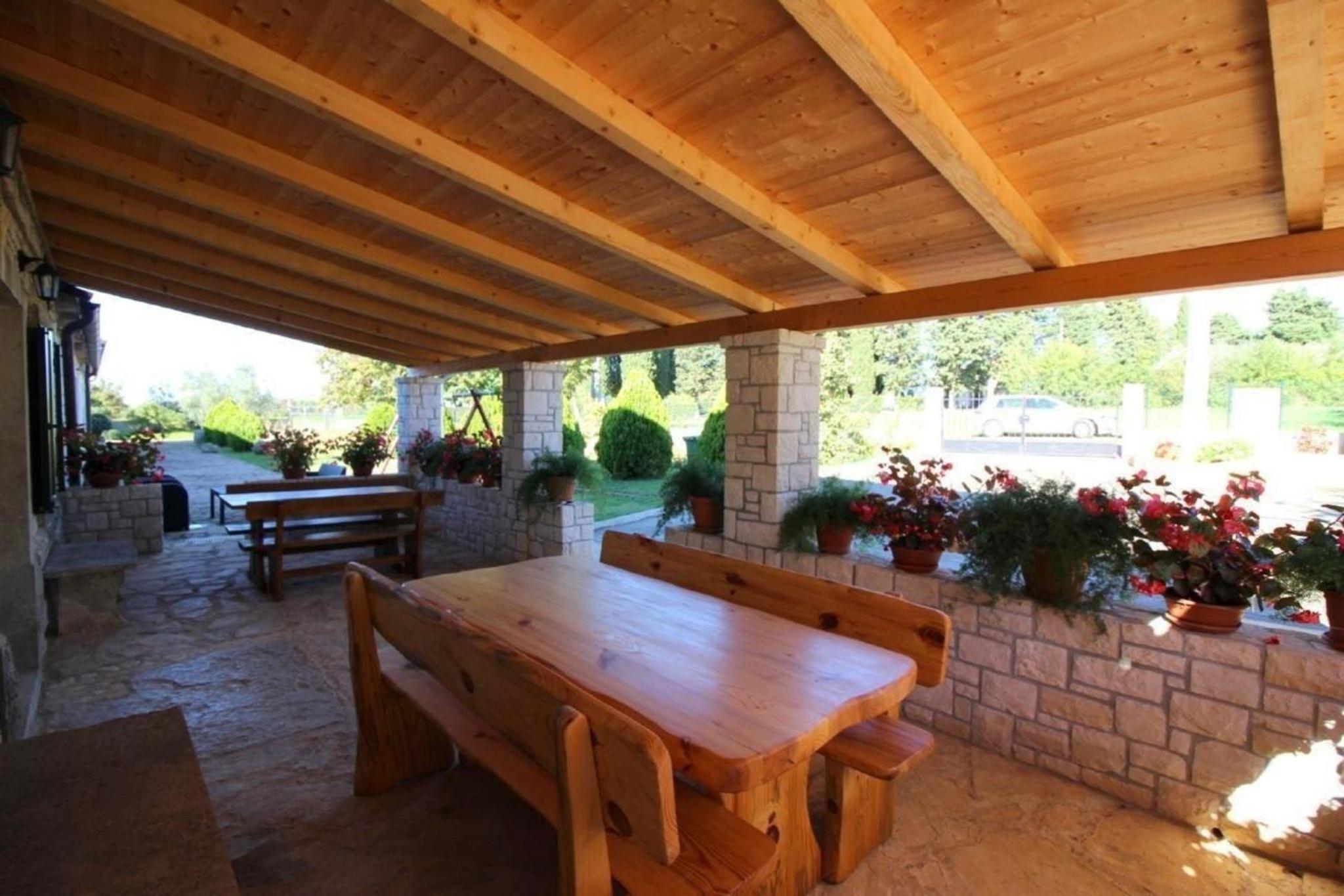 Ferienhaus Castello mit gepflegtem Garten