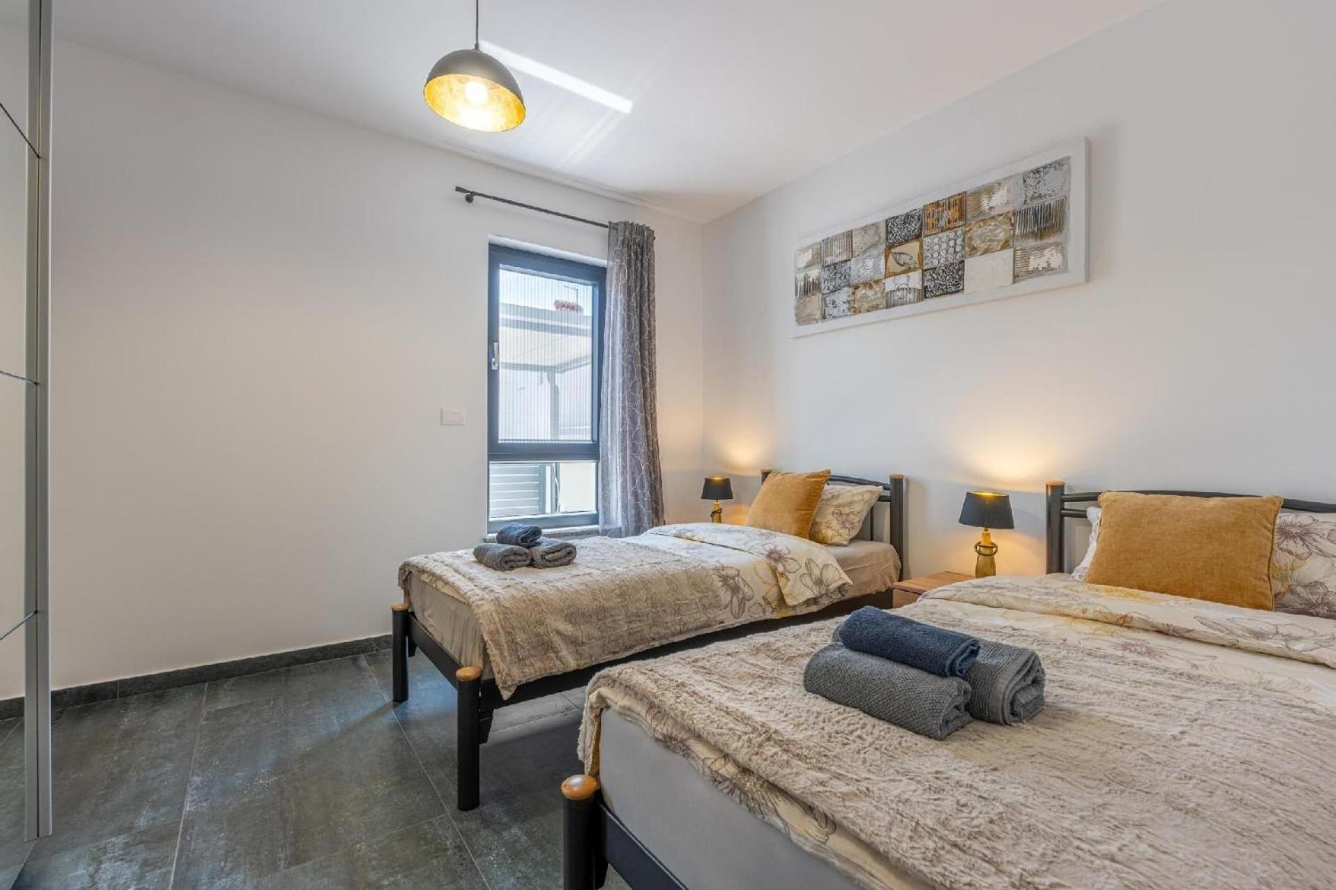 Apartment Rose Mit Privatem Pool