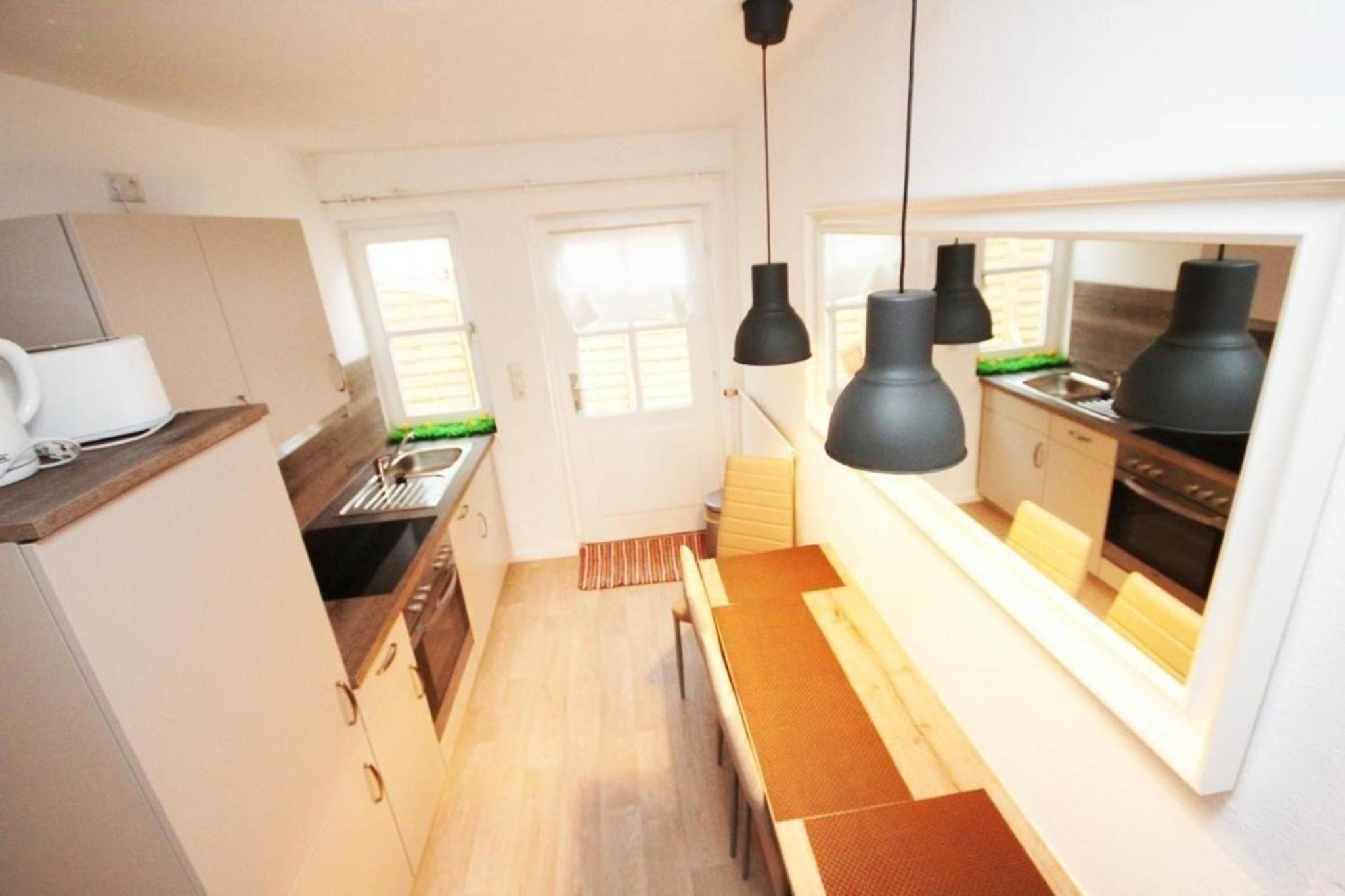Komfortable und gepflegte Ferienwohnung für zwei bis vier Personen mit separatem Bad und separater Küche