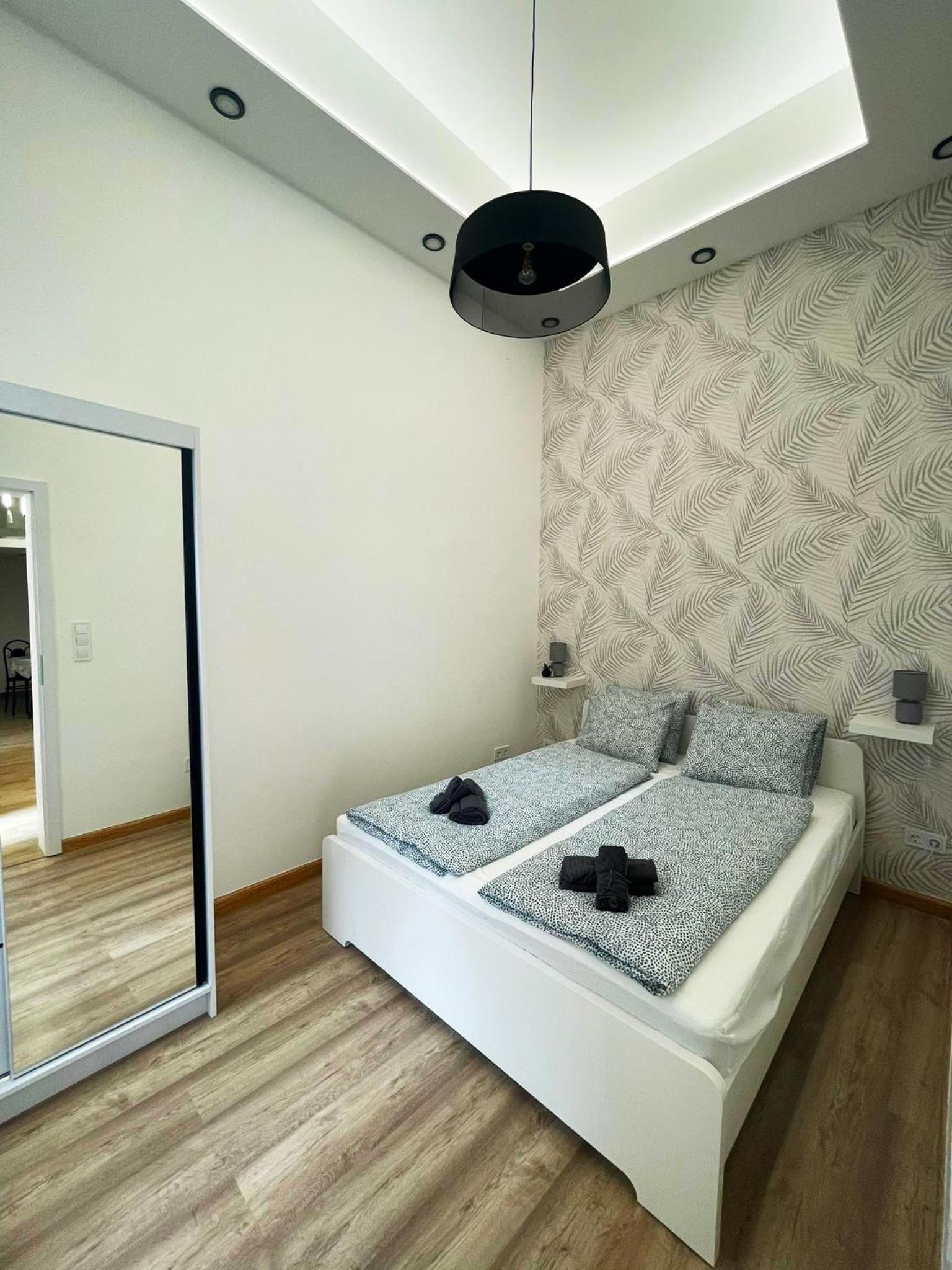 Victory Flat view 5