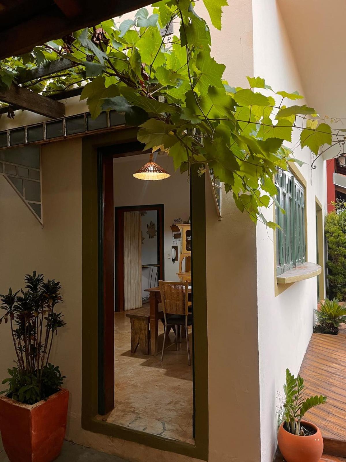 Bela vista, excelente localização, casa completa