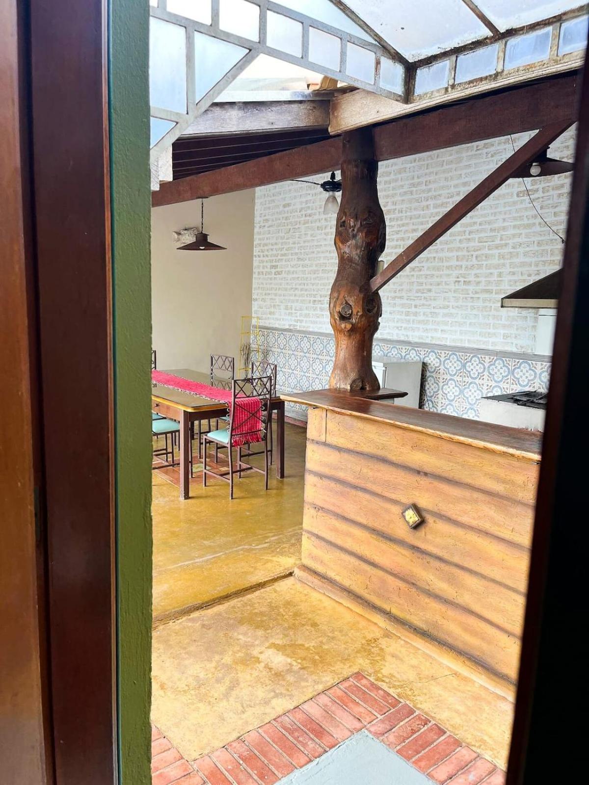 Bela vista, excelente localização, casa completa