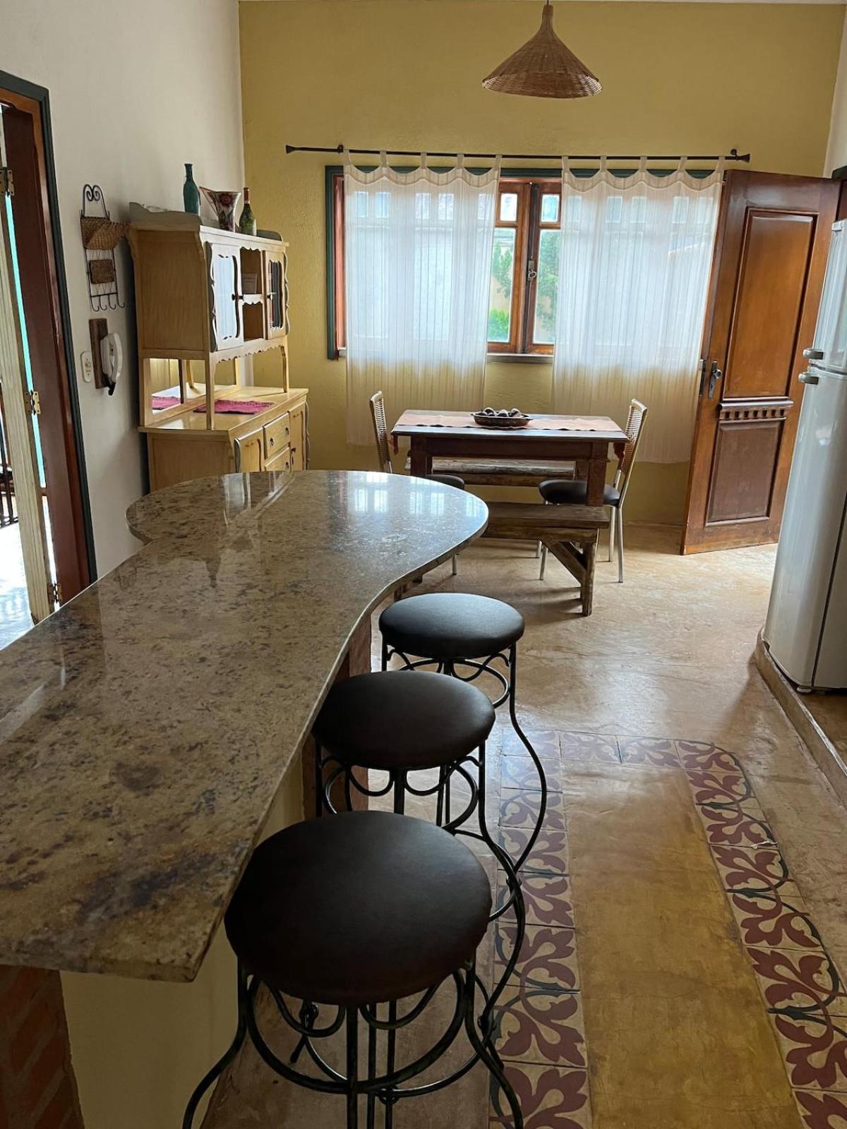 Bela vista, excelente localização, casa completa