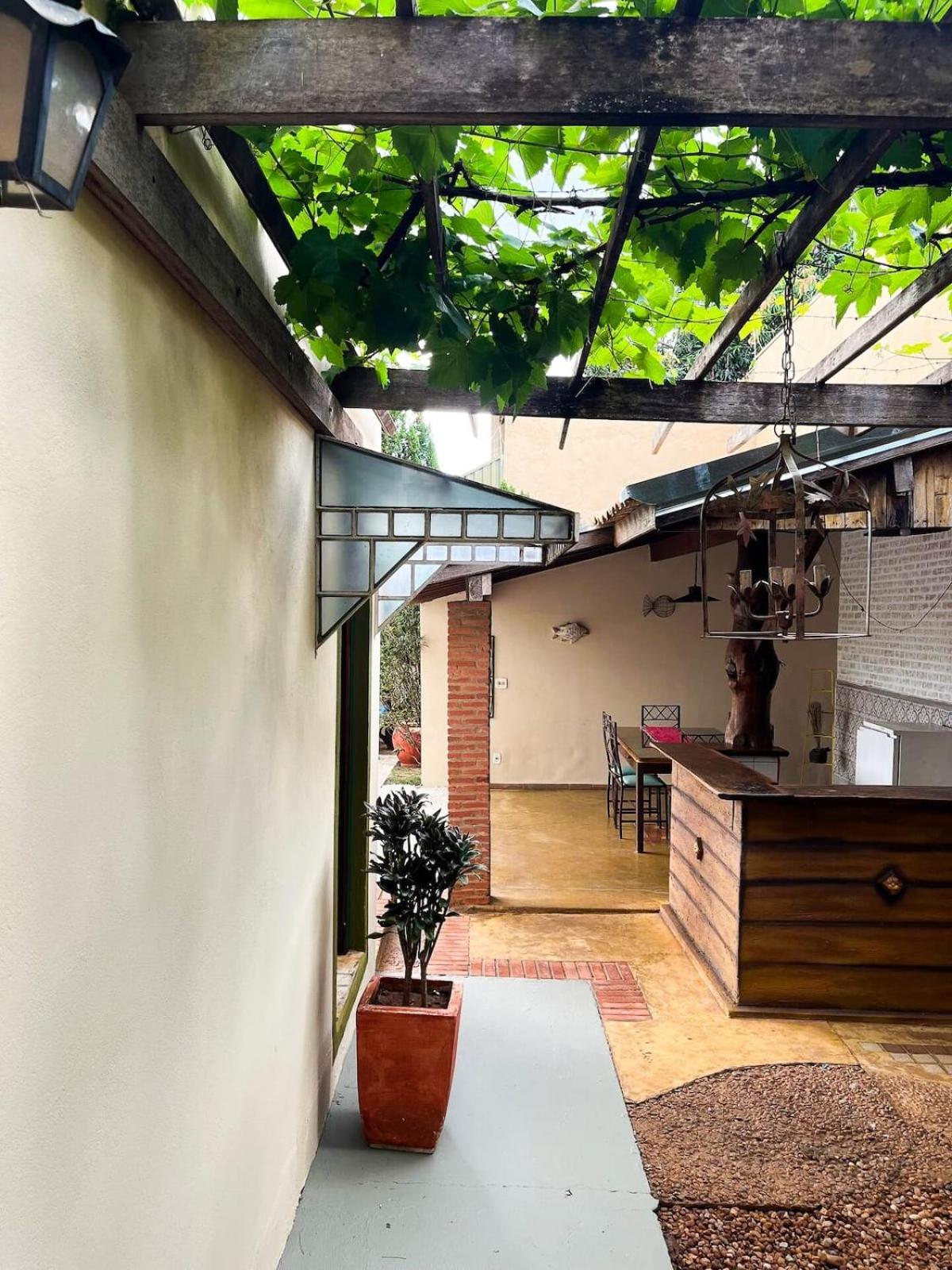 Bela vista, excelente localização, casa completa